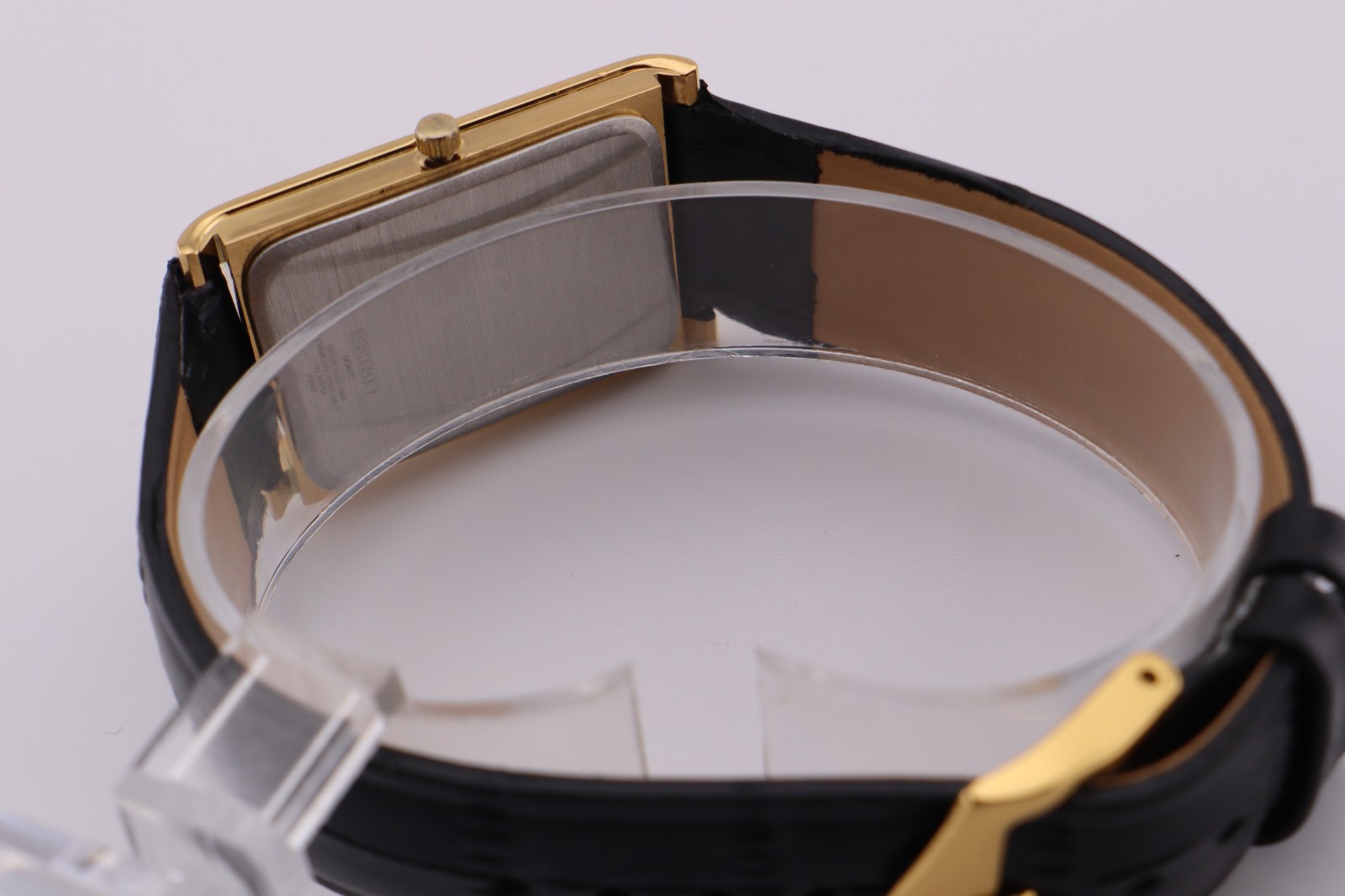 Vintage Seiko Slim Quartz Men’s Wrist Watch – Comes With New Battery, New Strap