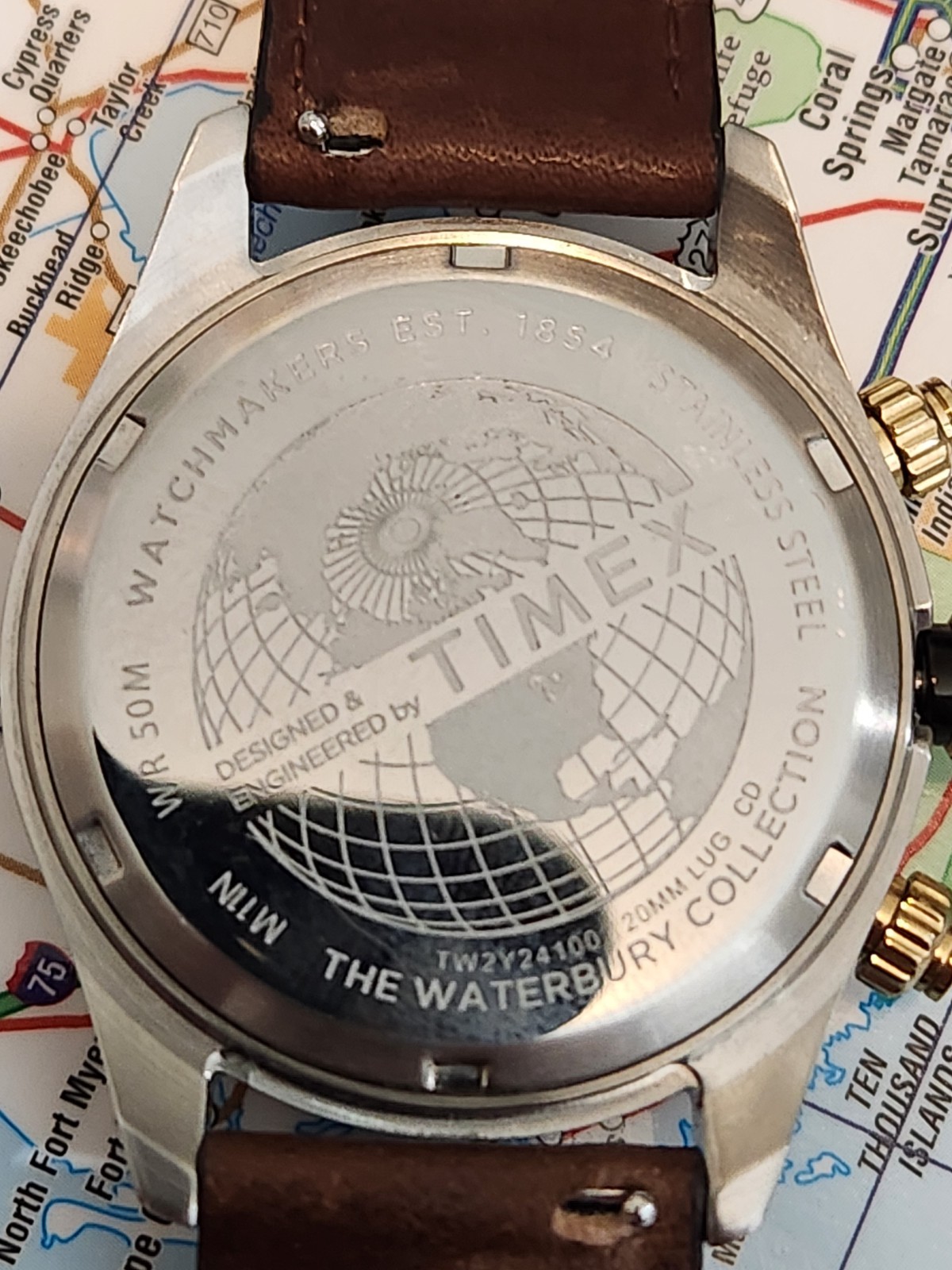Timex Waterbury Heritage Chronograph Black And Gold