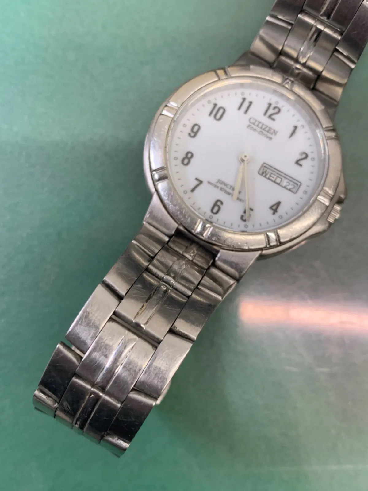 R6-4088 Used Citizen E100