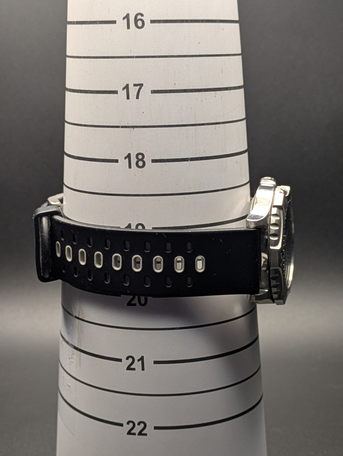 SEIKO ALBA Diver’s Quartz Watch Men’s V736-6A00 37.8mm New Battery Working