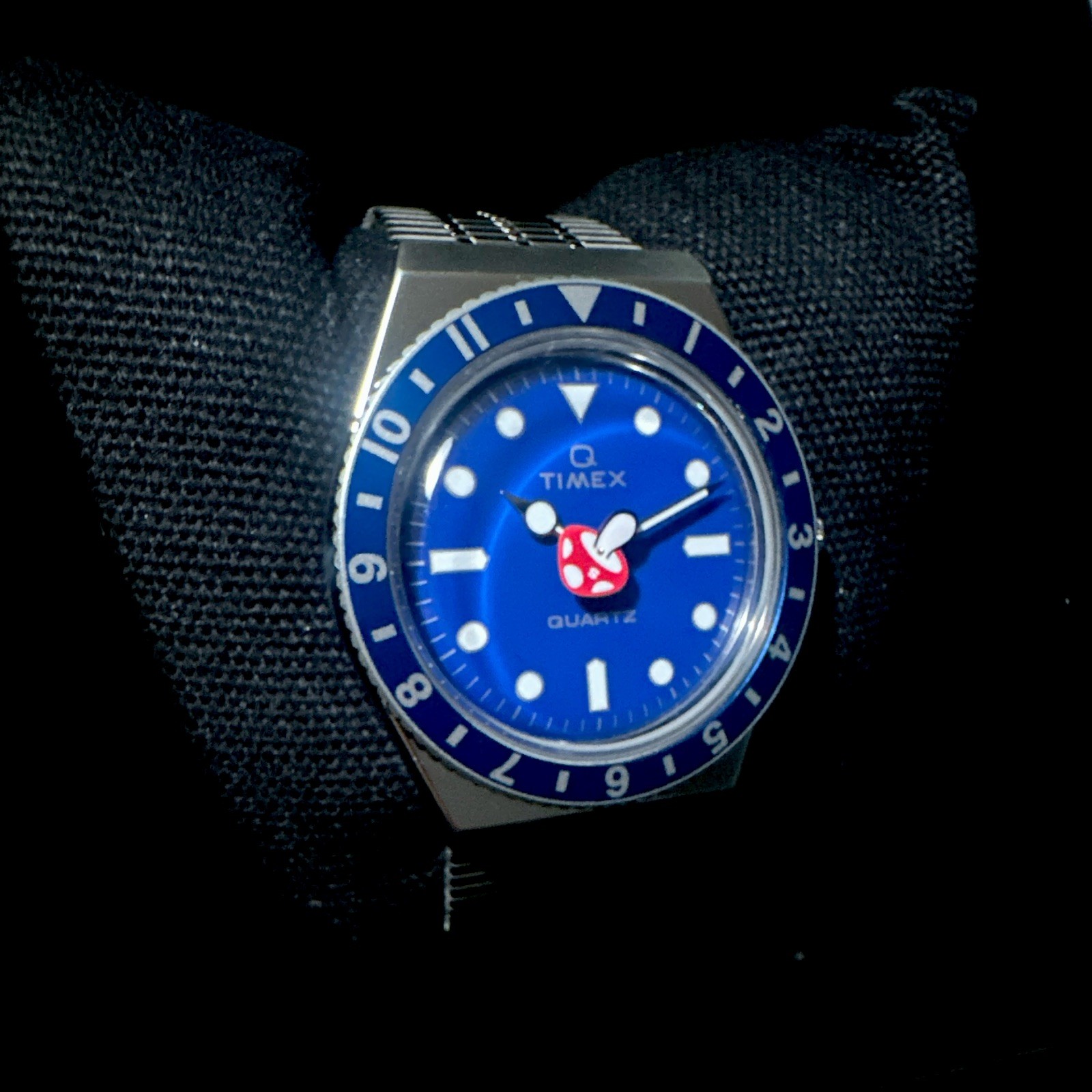 Timex x Seconde Prequel Ep. 0 Smurf Watch Ltd Ed. Qtz 37mm TW2Y48200 W/Box