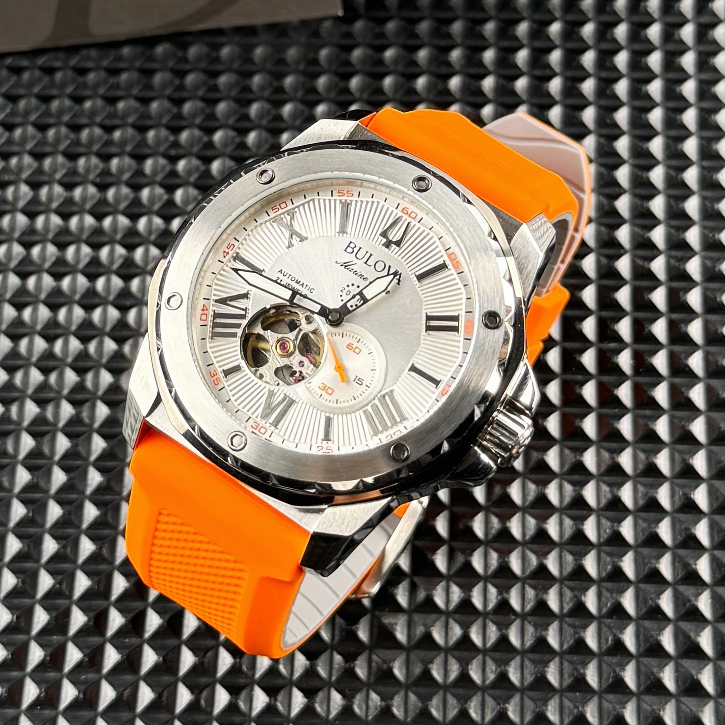 Bulova Marine Star Automatic Silver white Dial 98A226 Men’s Watch 45mm