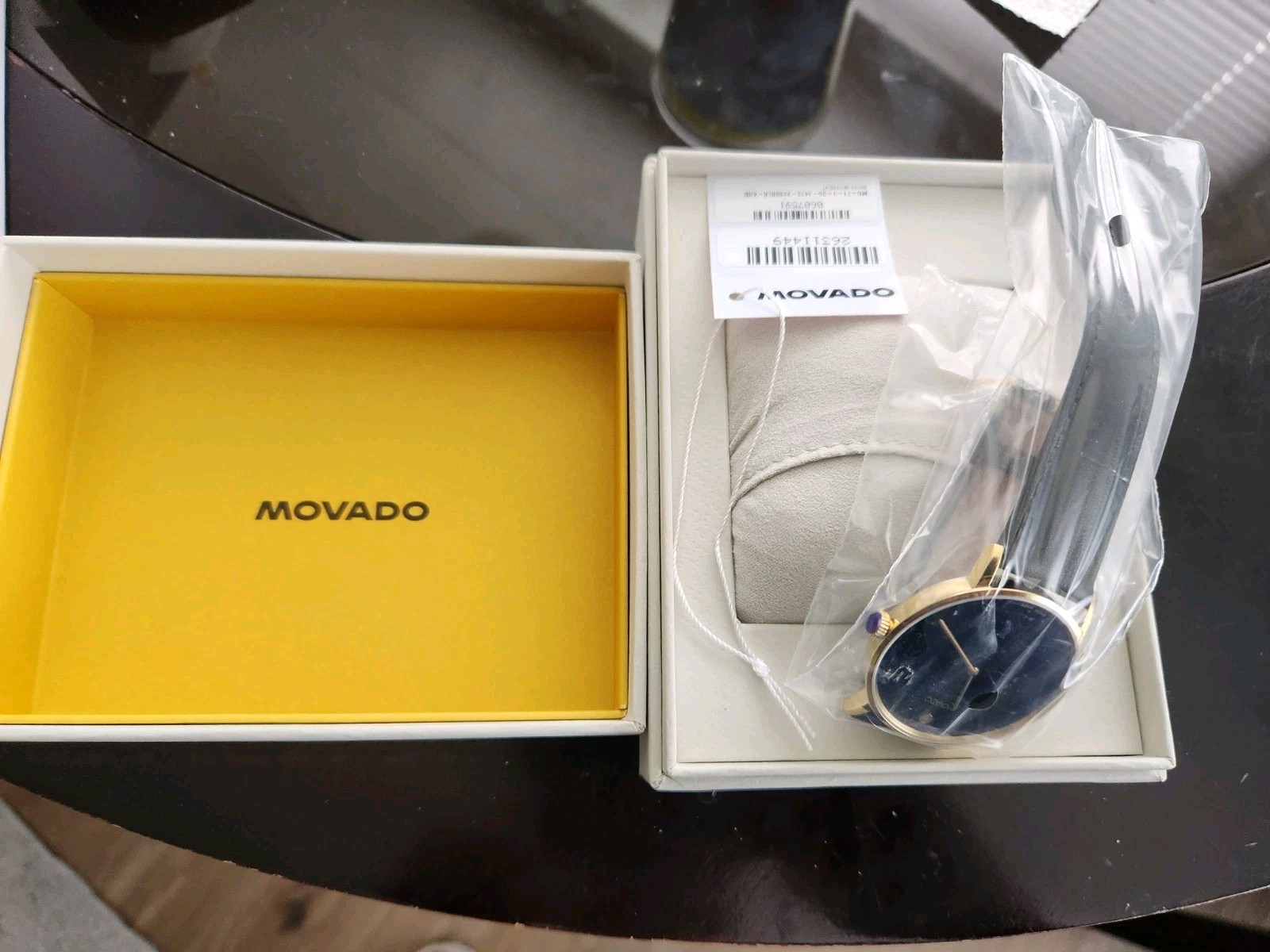 MOVADO SIGNATURE 0607591 GOLD BLACK LEATHER STRAP STAINLESS CASE 40MM MENS WATCH