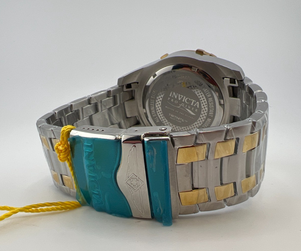 Invicta Pro Diver SCUBA Men’s Watch – 50mm, Steel, Gold (25856)