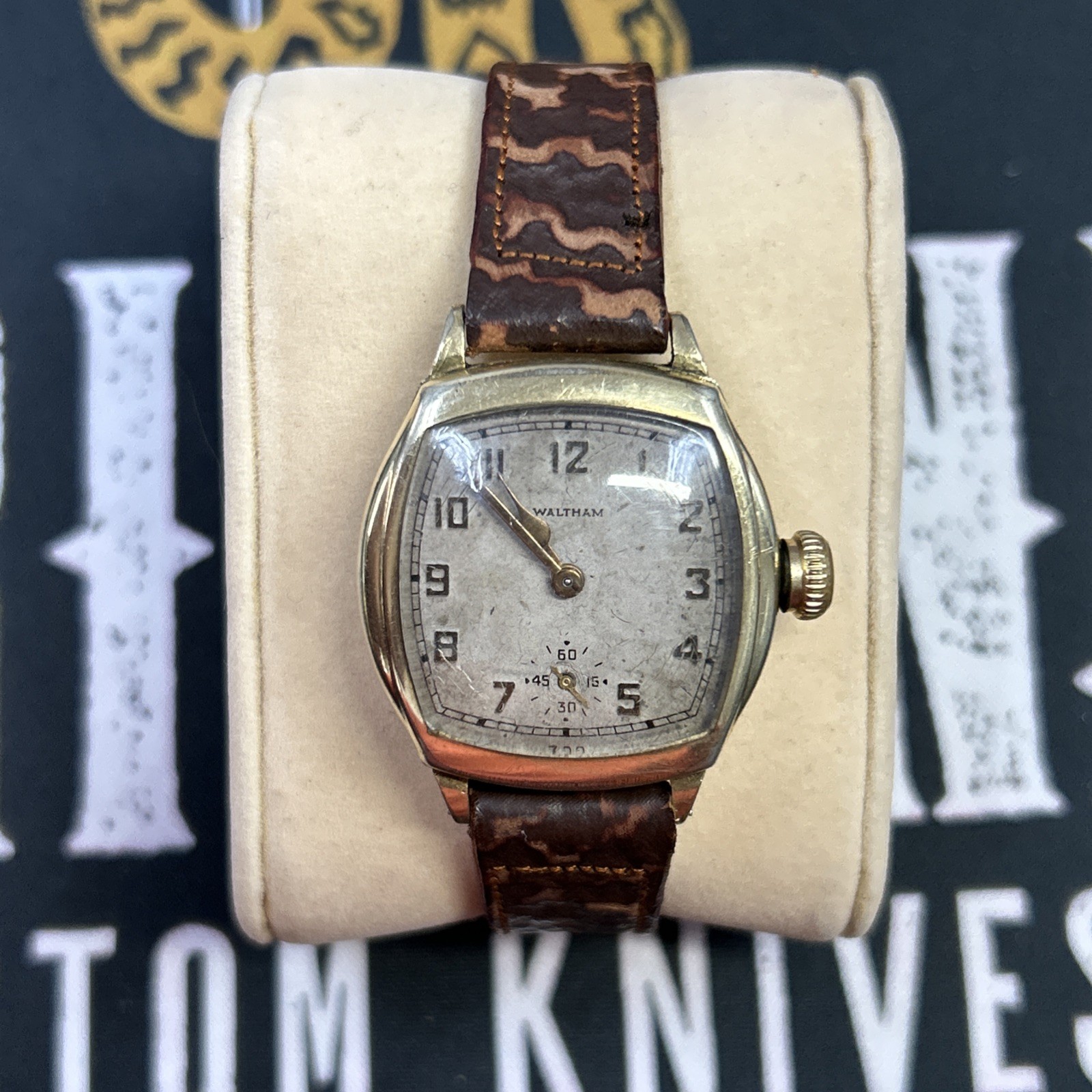 1926 Waltham Model 1907 Tonneau Shaped Grade 361 3/0s 15j Watch Running 10krgp