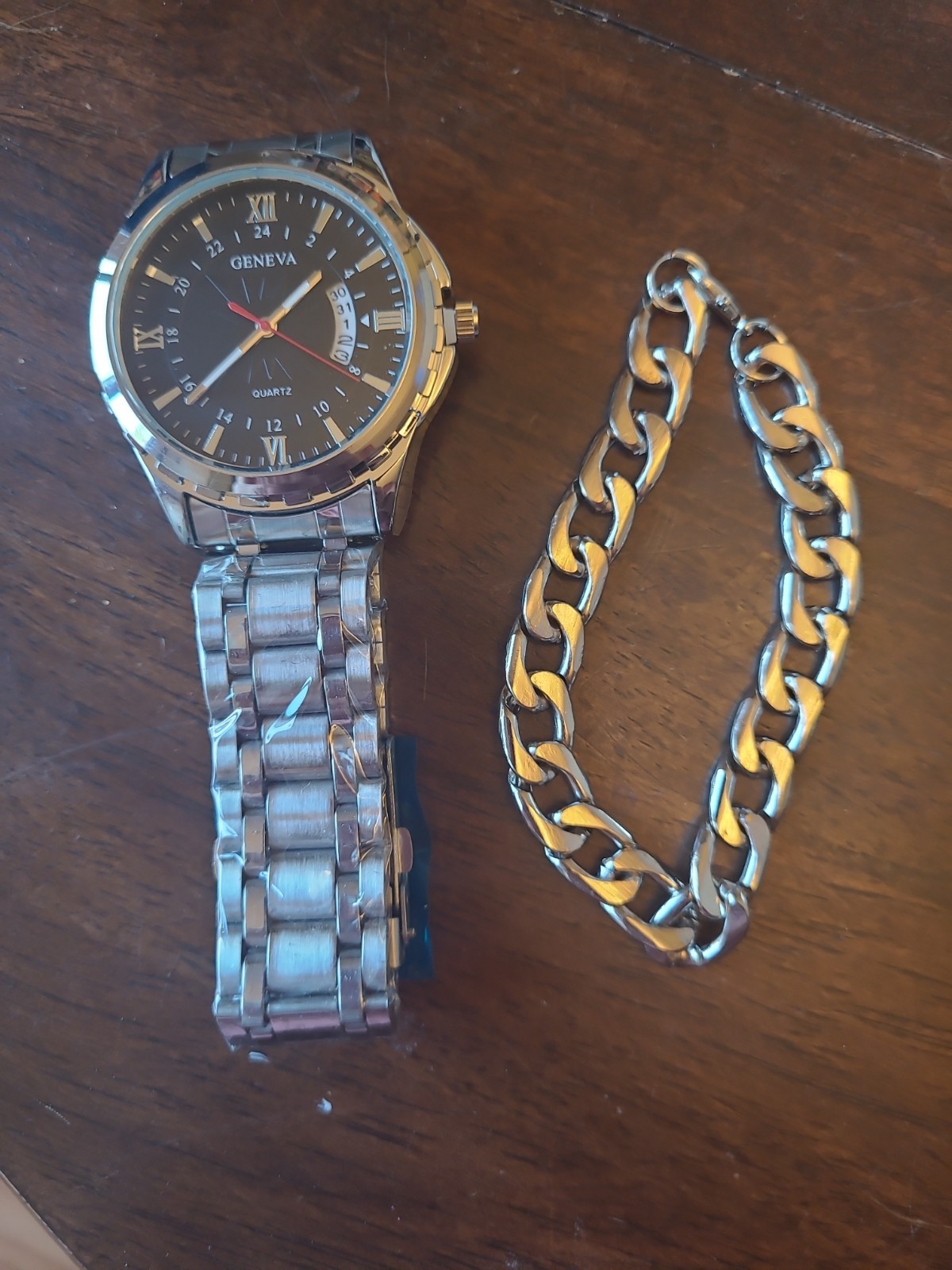 Geneva Quartz Mens Silver Stainless Steel Wristwatch and Braclet Set