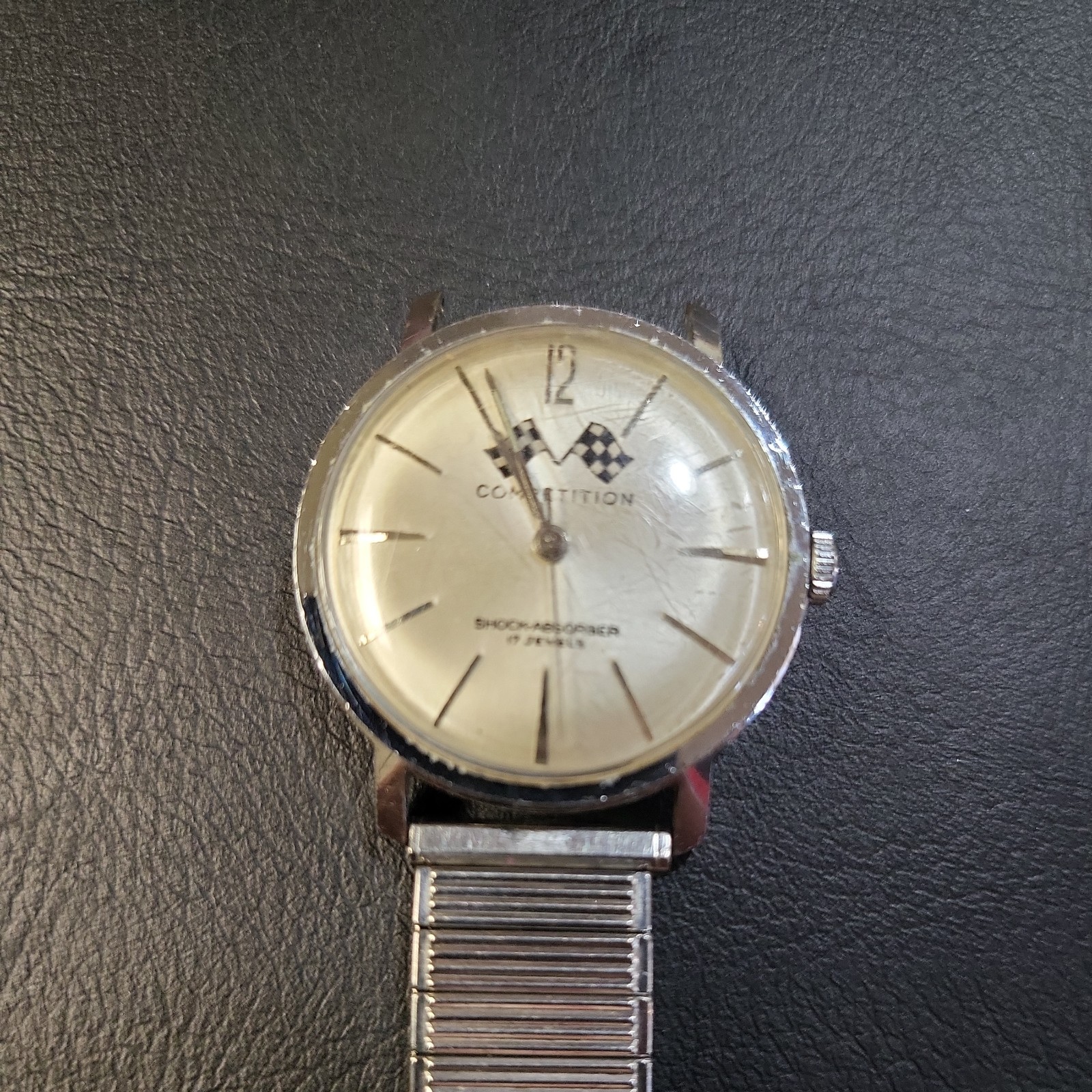 Vintage Benrus COMPETITION Watch 17 Jewels Wristwatch Model 11E4B8 30MM