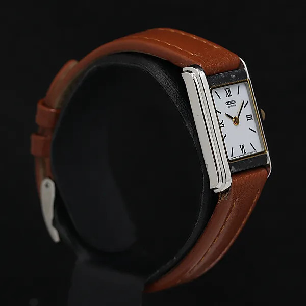 Working condition, excellent condition. Citizen Eco-Drive G670-S013062 white dia