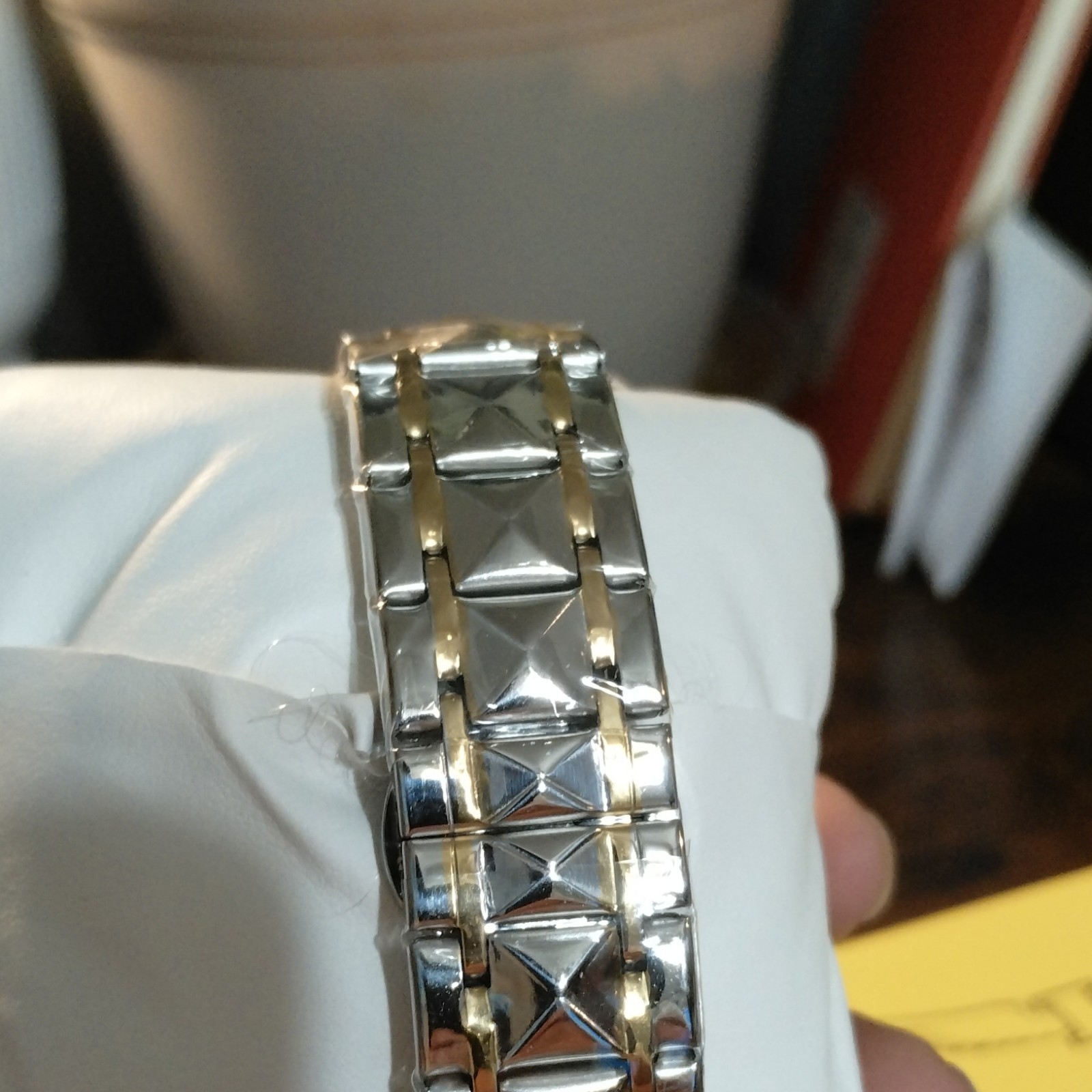 Invicta Specialty I Men’s Quartz Two-Tone Stainless Gold Dial 41mm Watch w/ Box