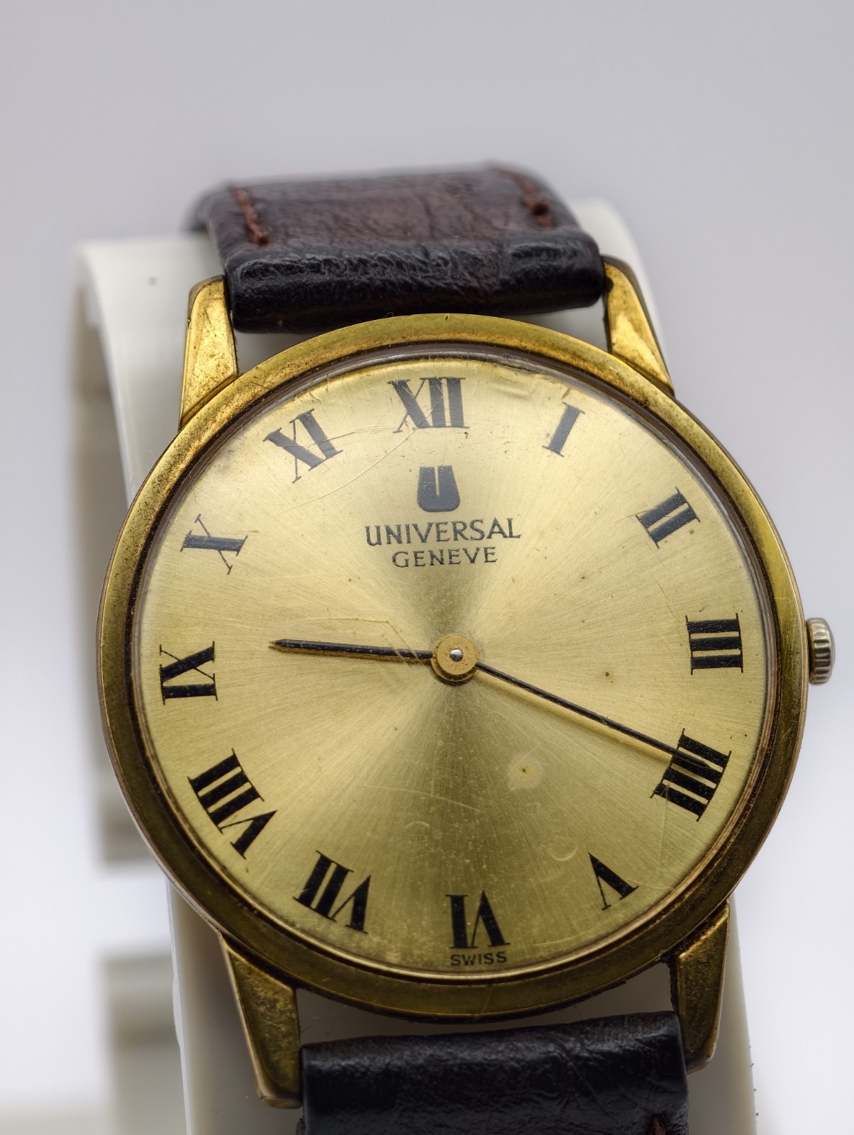 Universal Genève Vintage Manual Winding Gold Plated Watch Ref. 542101