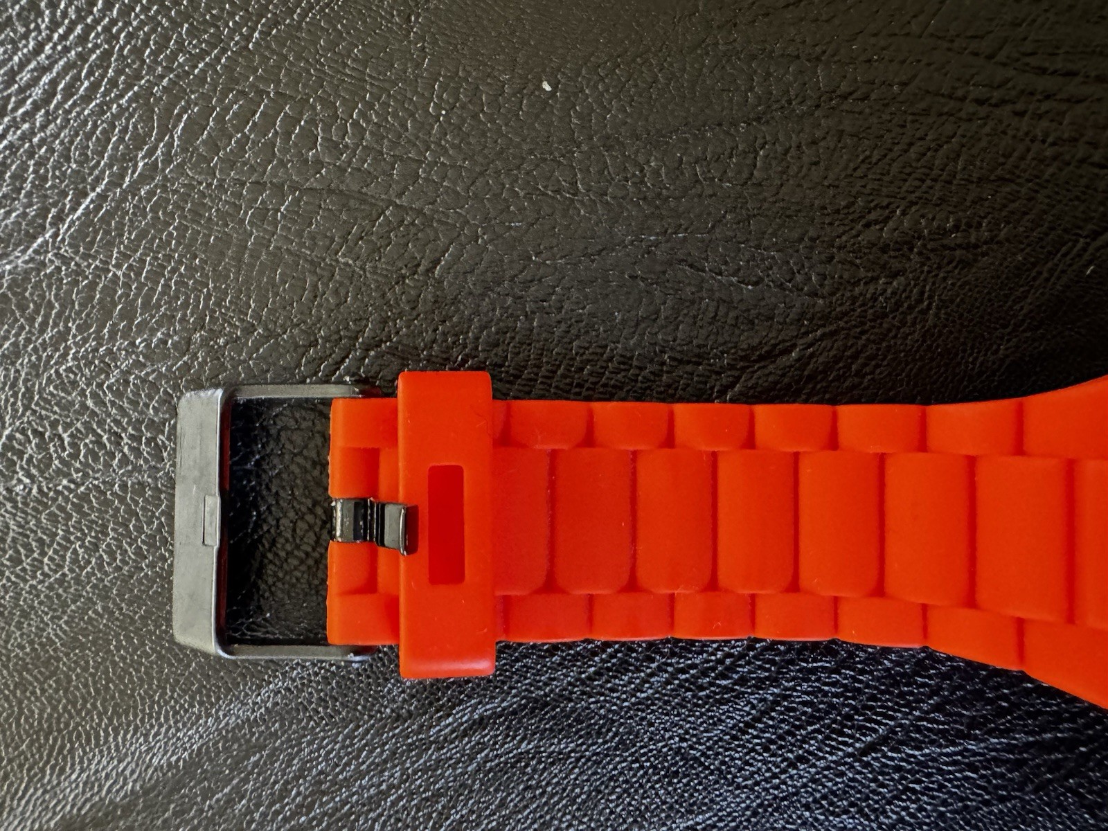 Nixon The Rubber Player Orange Analog Quartz Wristwatch Square 38mm 100m