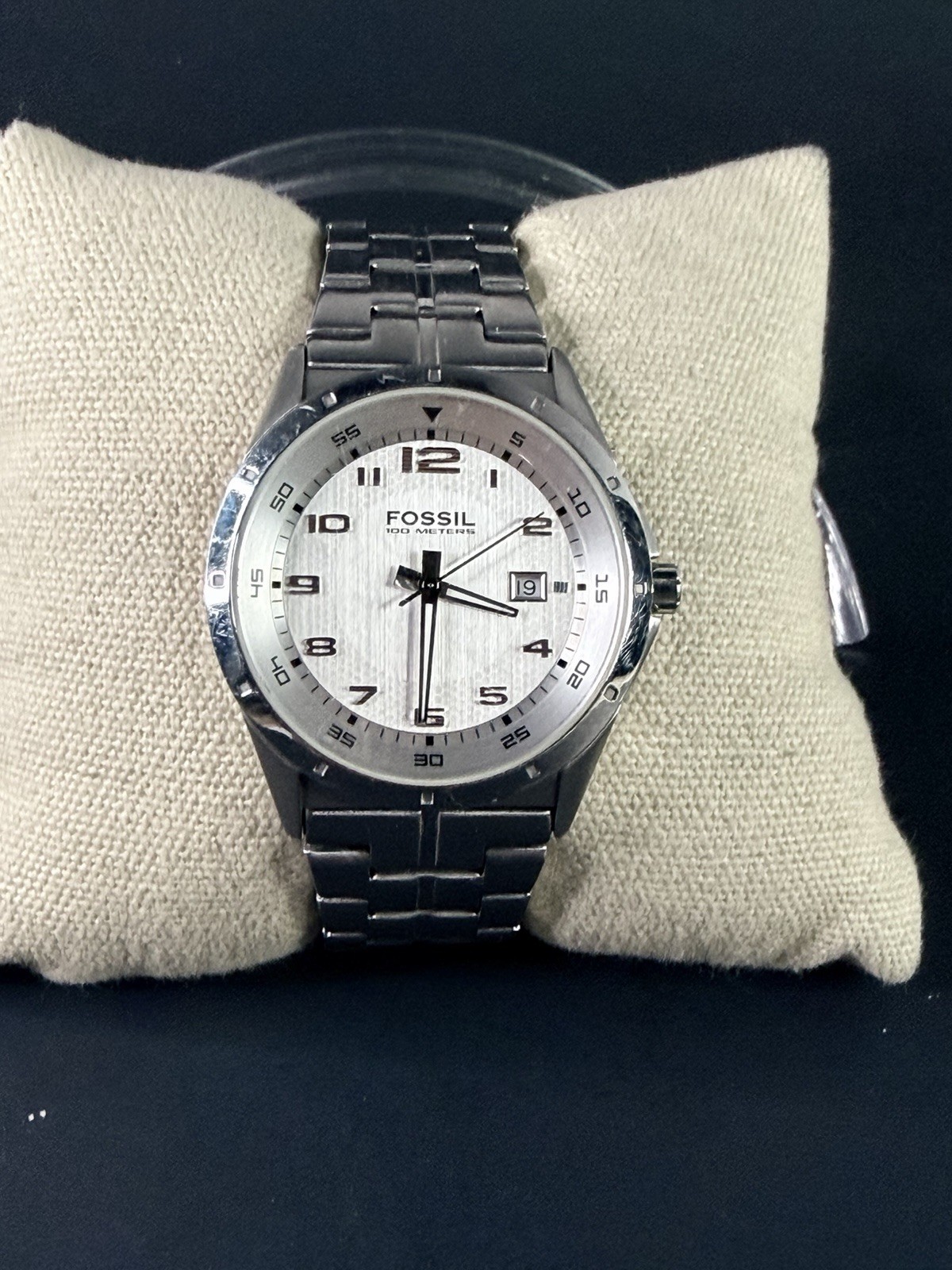 Fossil Blue AM4102 Silver Case 40mm NEW BATTERY Silver Dial With Date & Bracelet