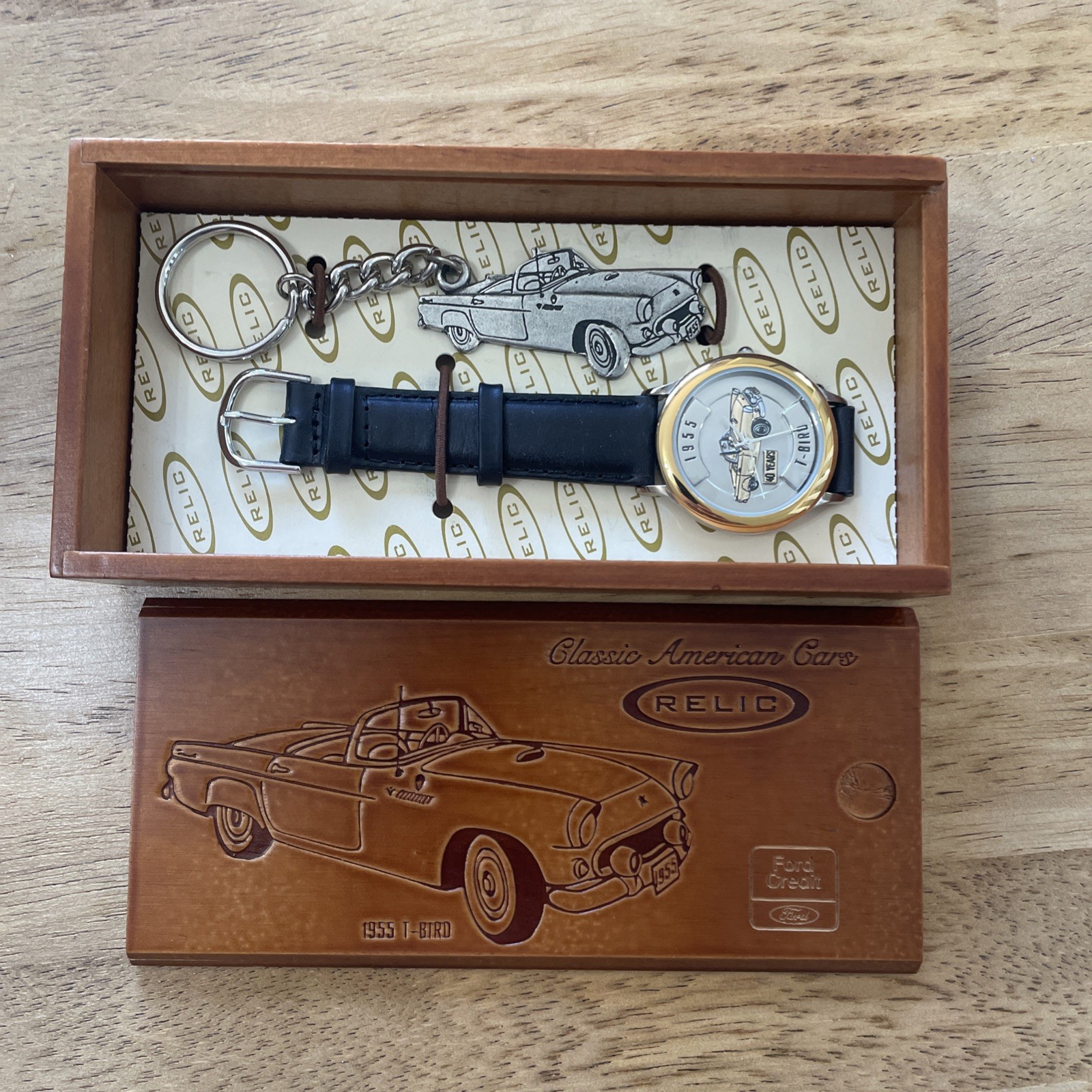 Relic by Fossil ZR-94705 1955 Ford T-Bird Automatic Watch 35 mm MIB Never Worn!!