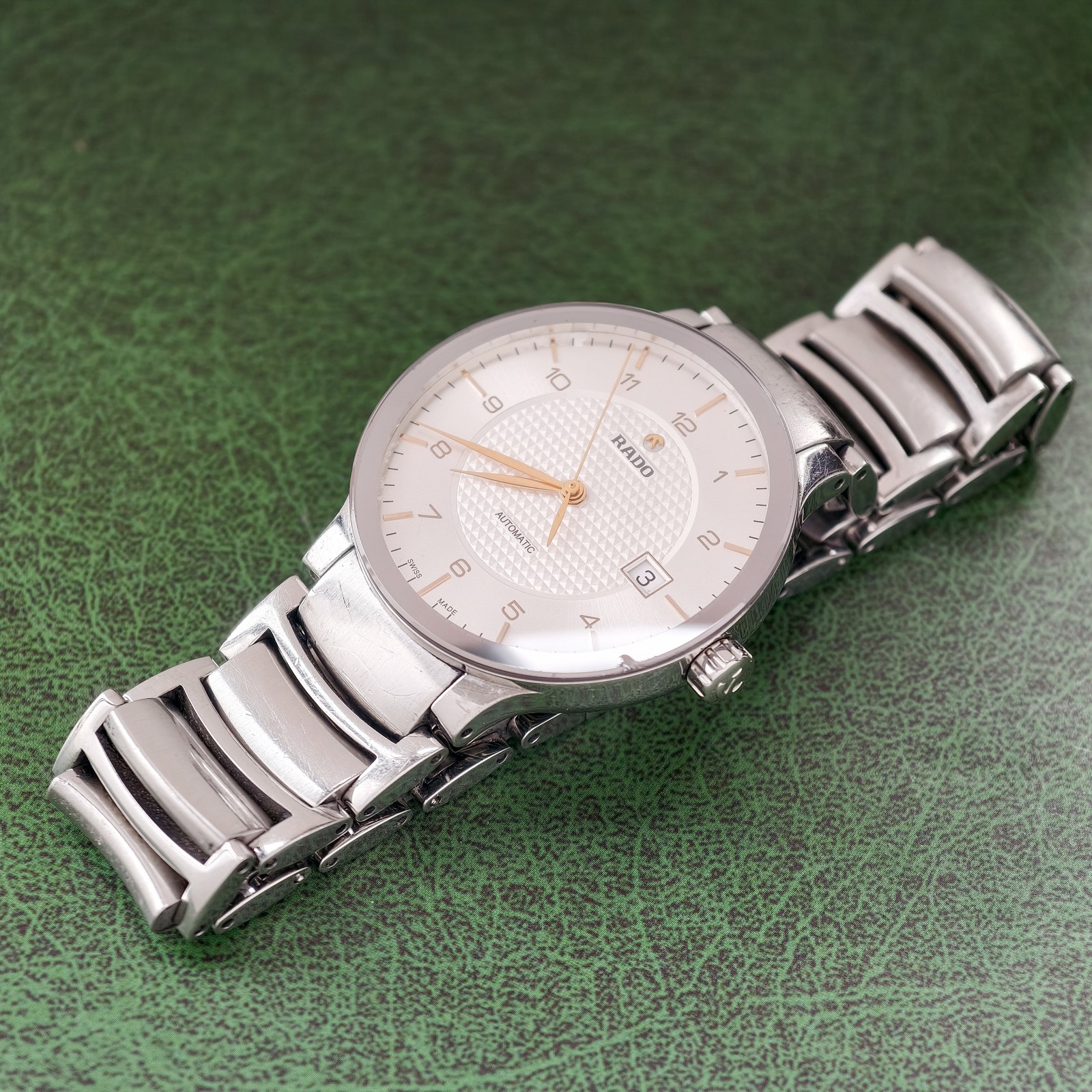 Rado White Dial Centrix R30939143 Men’s Watch Automatic 38.1mm Date