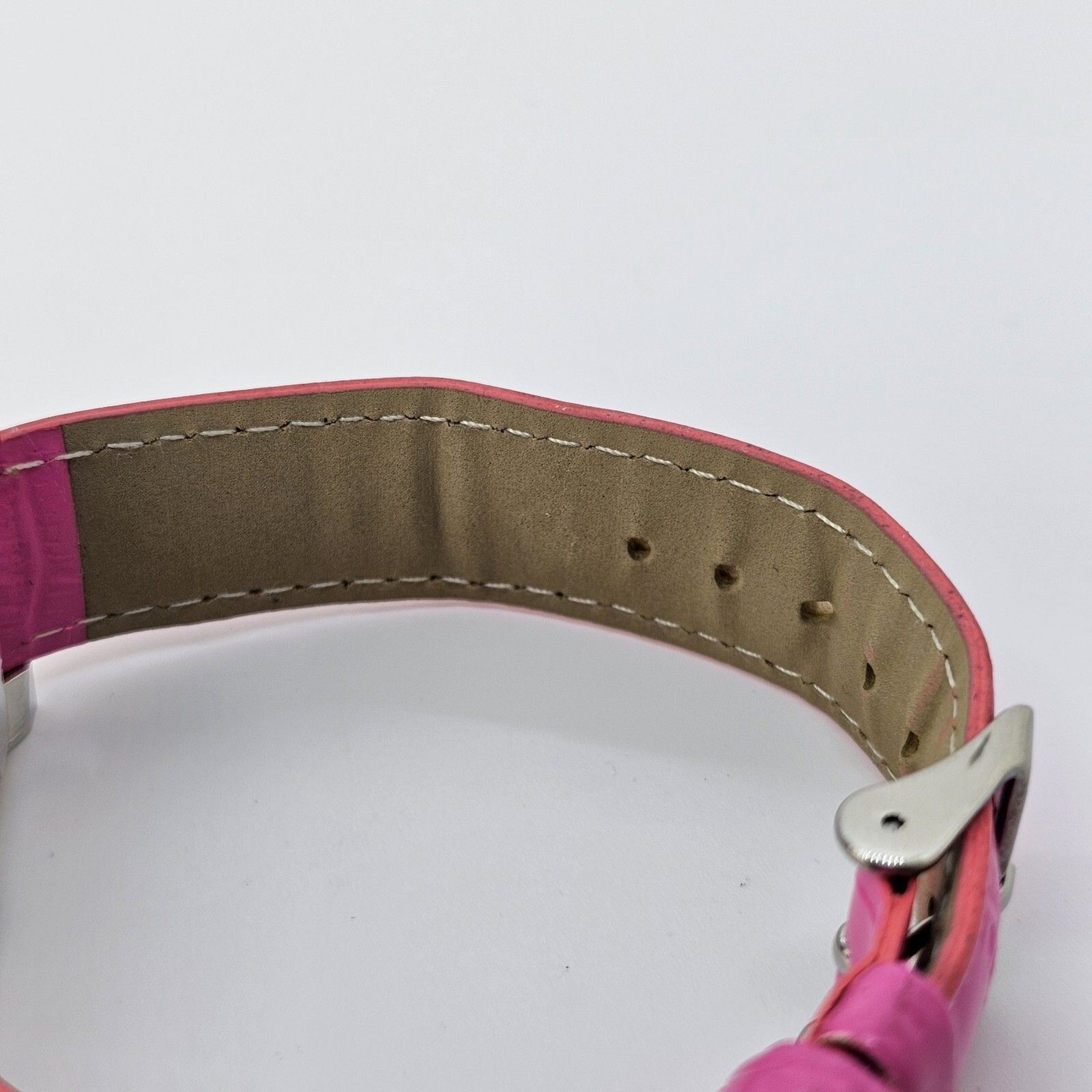 Minnie Mouse Women’s Watch 26MM White Dial Pink Leather Band Straps New Battery