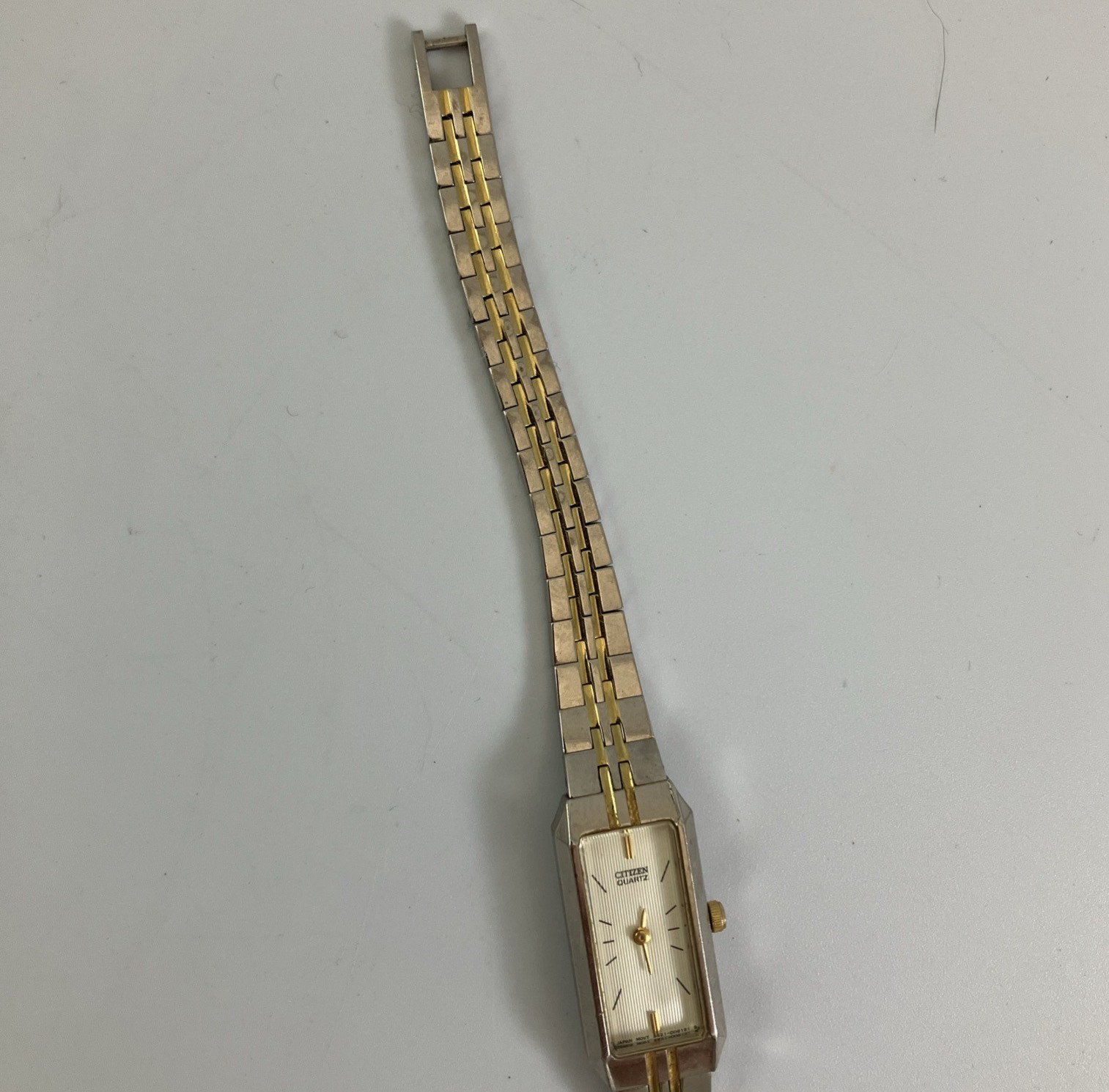 Citizen Tank Watch Womens 13mm Silver Gold Two Tone 5421-S91484 New Battery 7″