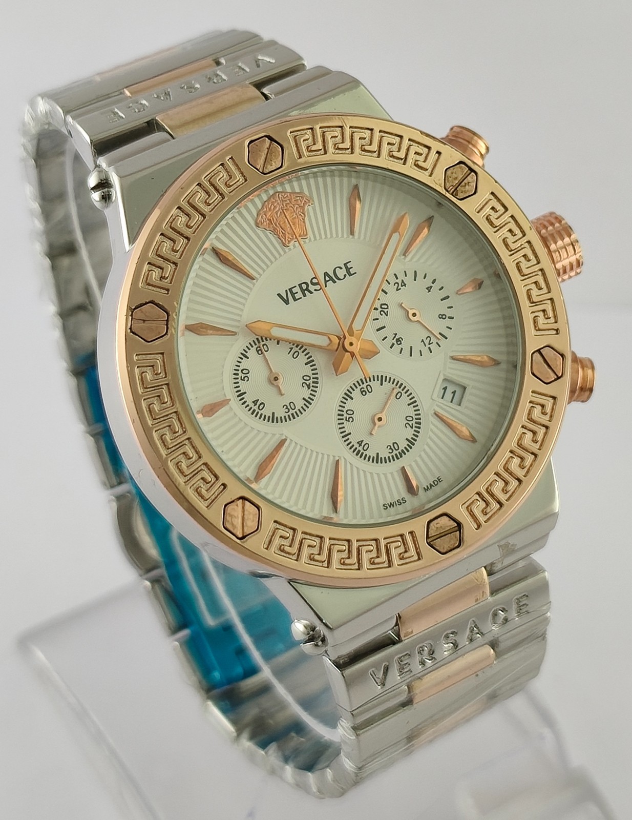 Versace Quartz Chronograph White Dial “Date” Steel Band Men Wristwatch Pre-Owned