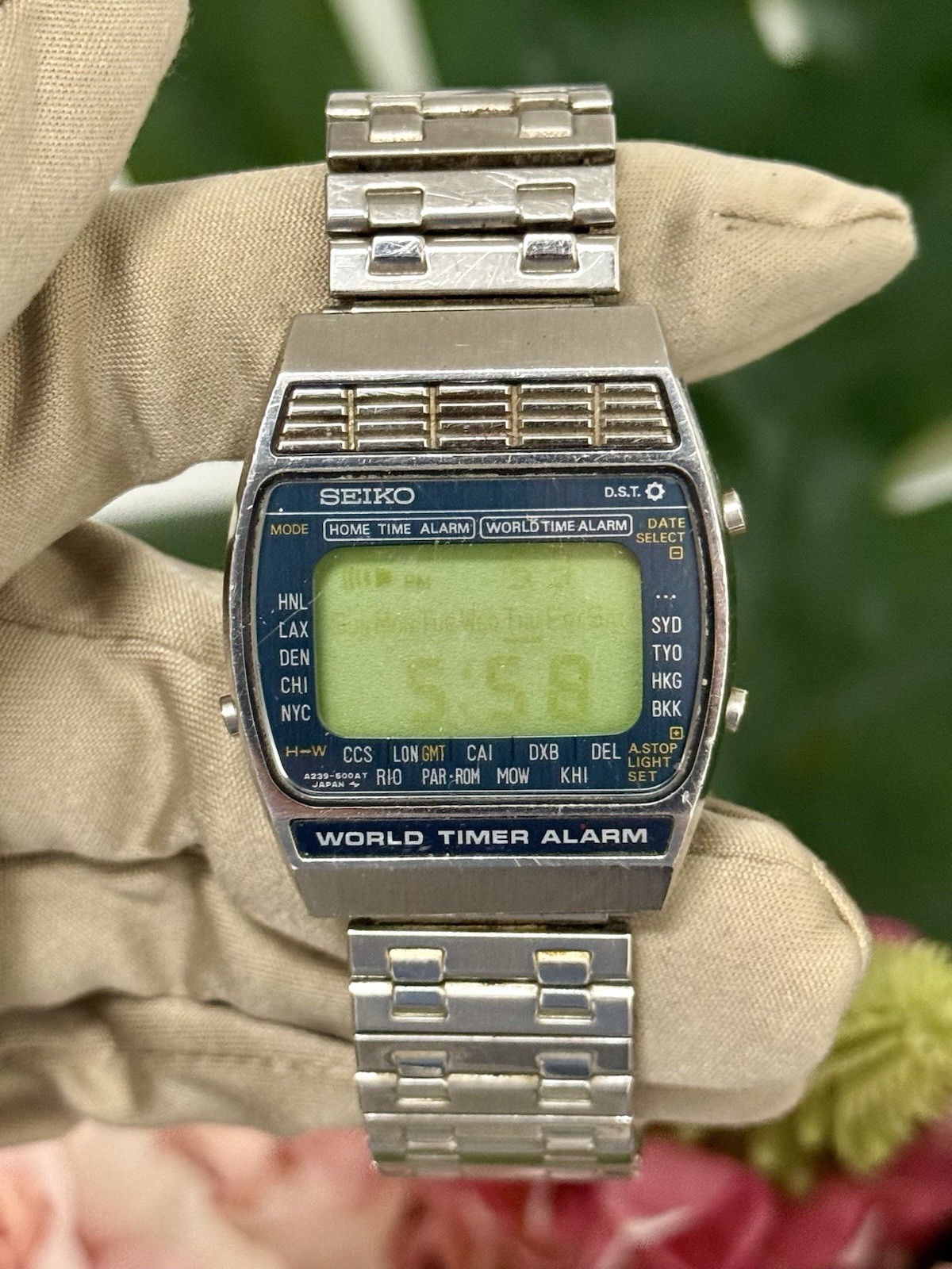 Vintage Seiko A239-5010 A2 World Timer Alarm Digital Watch Japan Stainless Retro