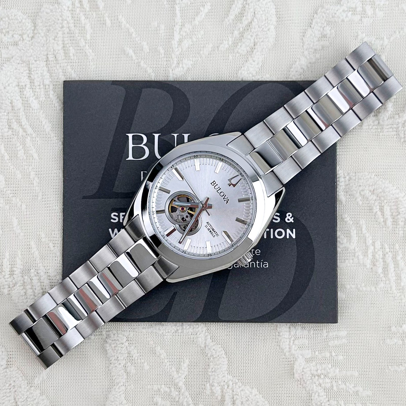 Bulova classic Surveyor 96A274 Silver Tone Dial Men’s Automatic Chronograph 42mm