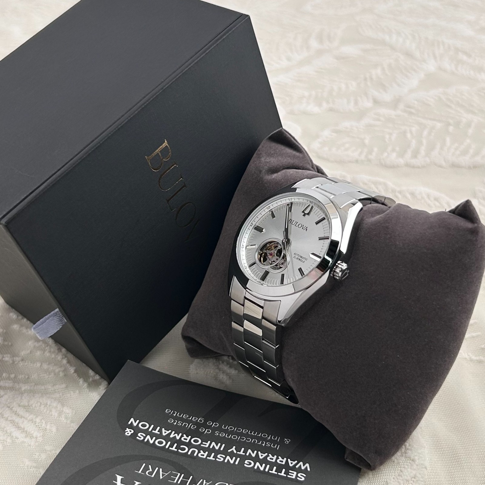 Bulova classic Surveyor 96A274 Silver Tone Dial Men’s Automatic Chronograph 42mm
