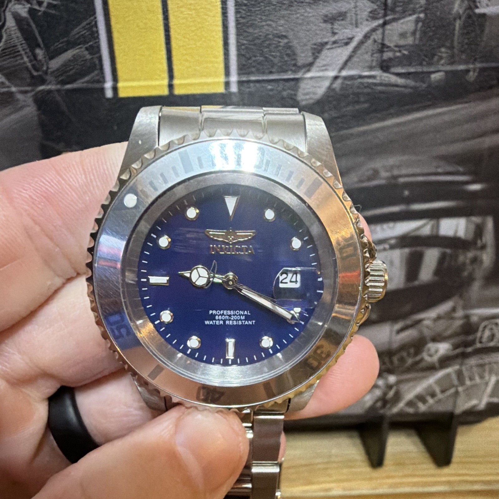 Invicta Pro Diver Men’s Quartz Blue Dial Date Steel Bracelet 40-43.9mm 200m