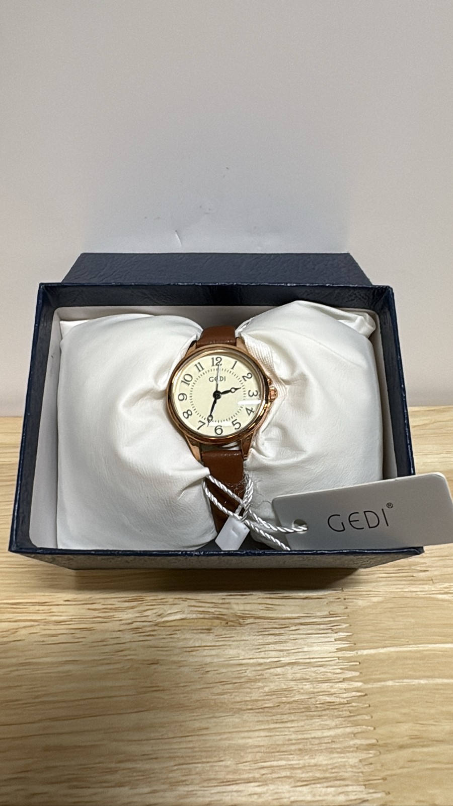 GEDI Women’s Gold Tone Analog Watch Brown Leather Strap Quartz with Case
