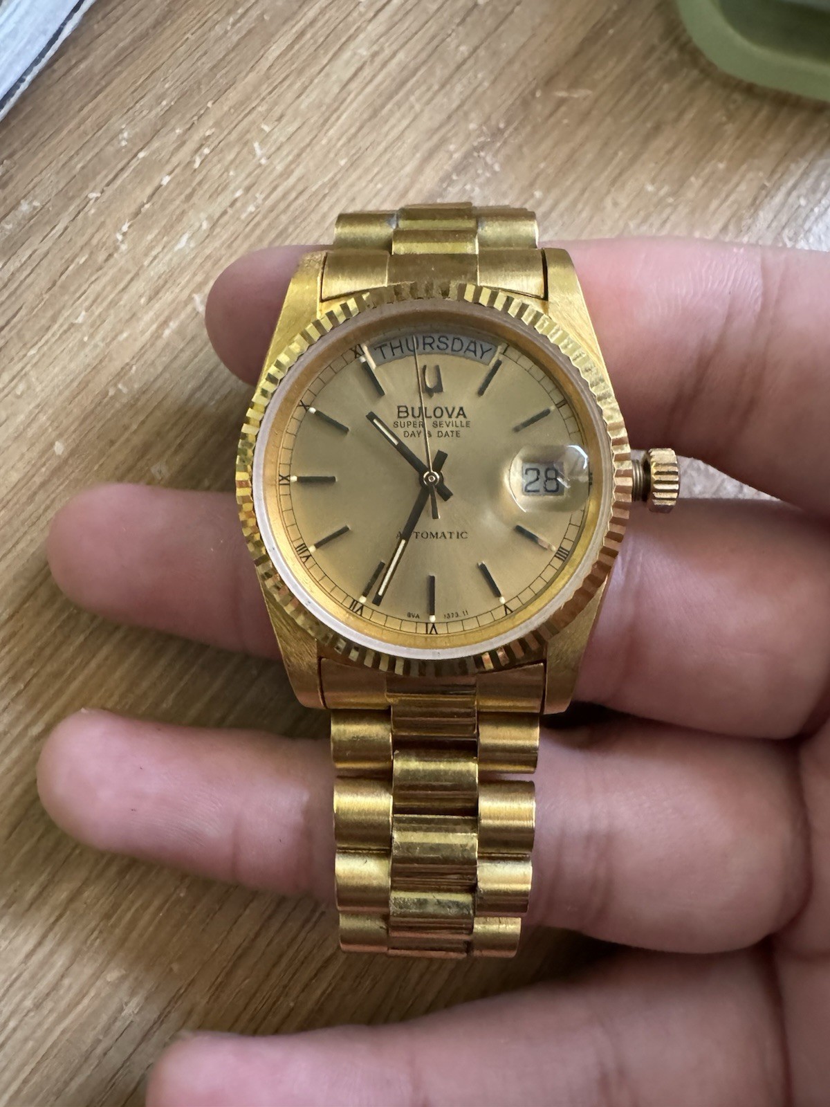 BULOVA Super Seville 35mm 19cm 7.5in Day Date Automatic Gold Watch Working