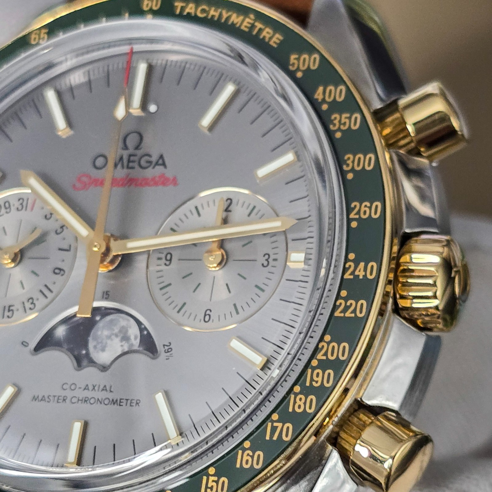 Omega Speedmaster Moonphase, Green/Gold Bezel, 44.25mm, 304.23.44.52.06.001