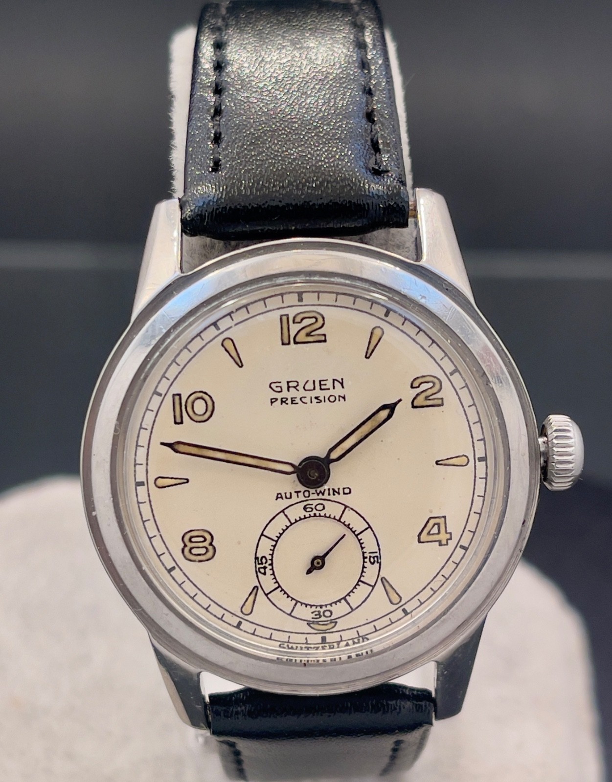 VINTAGE 1950s STEEL GRUEN PRECISION BUMPER AUTO-WIND MILITARY DIAL WATCH SERVICE
