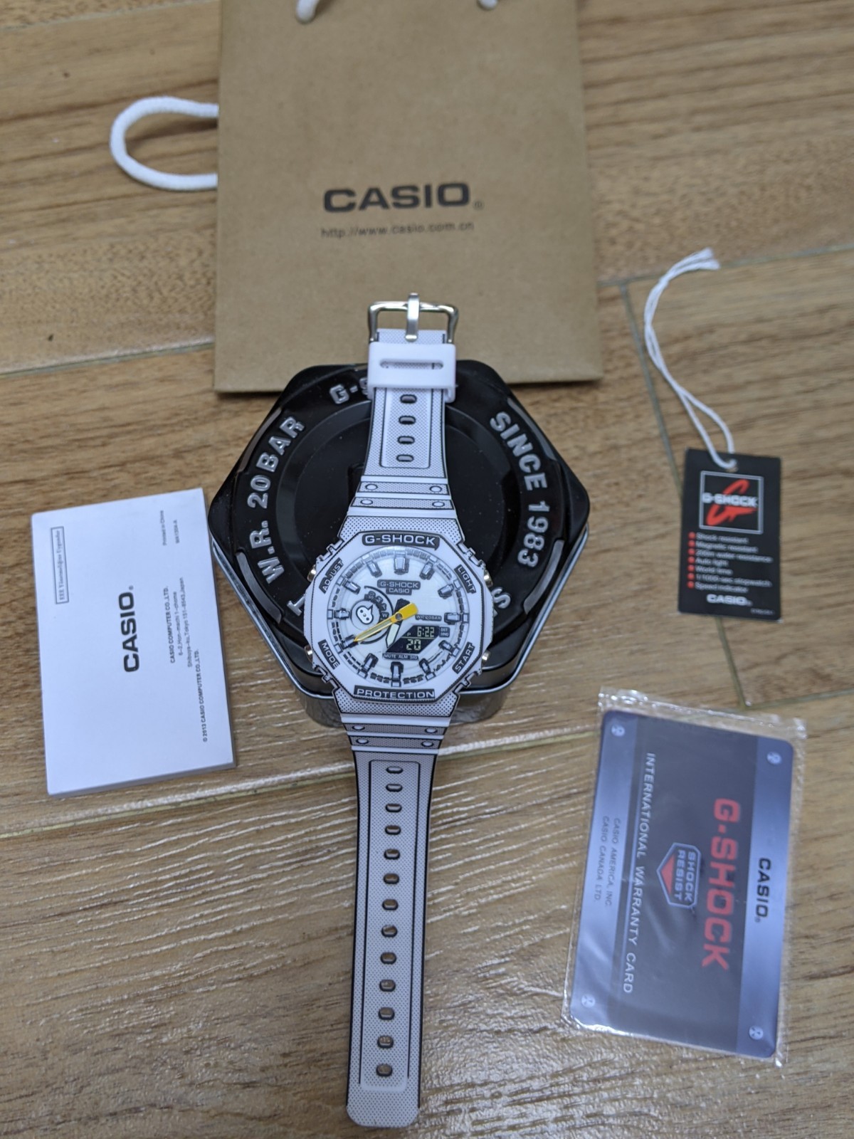 Casio G-Shock GA-2100MNG-7A Manga Theme White Analog Digital Watch New Box