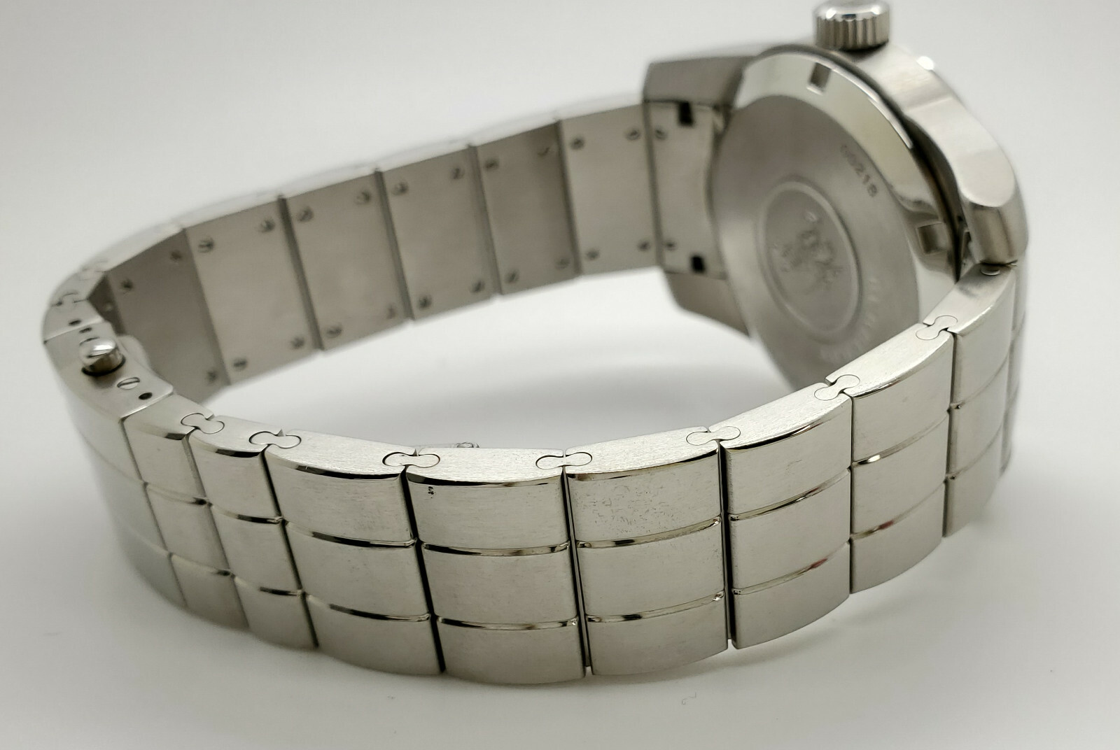 Burberry BU7300 Silver Tone Black Date Dial Mens Swiss Made Dress Watch