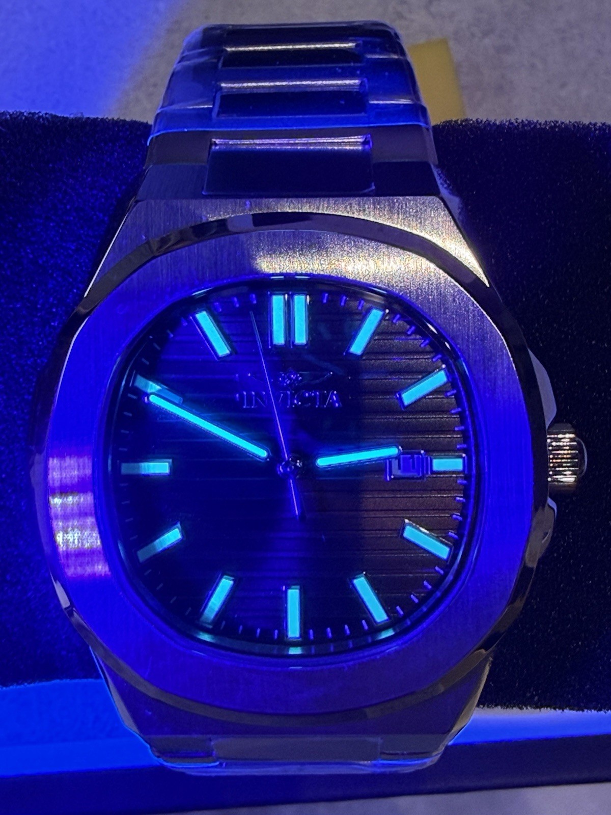Invicta Speedway 41mm Rare Brown Dial Stainless Steel Date Watch Brand New