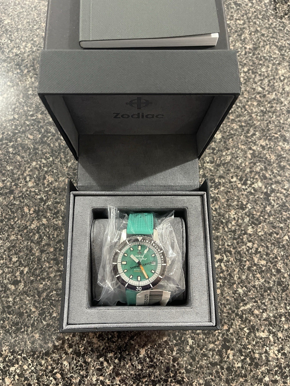 ZODIAC SUPER SEA WOLF COMPRESSION DIVER AUTOMATIC WATCH ZO9305 New Swiss Made