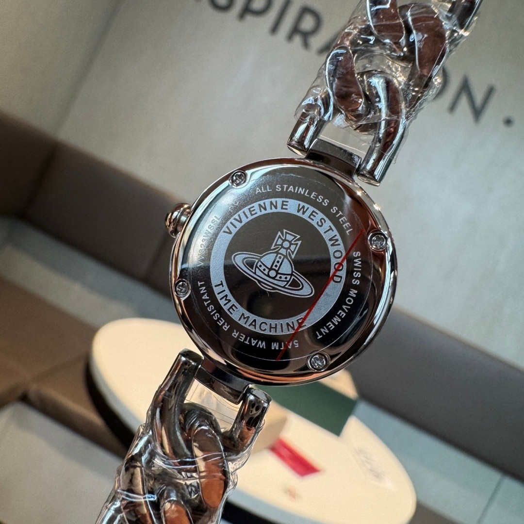 Vivienne Vintage Style Silver Dial Bracelet Flip Women’s Quartz Watch In Box