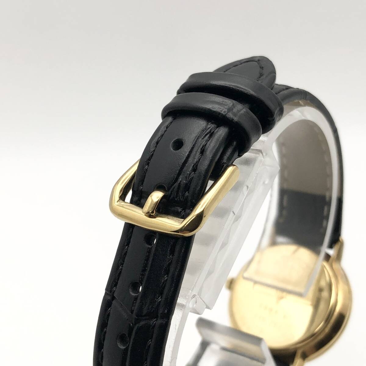 GUCCI Good condition Operational GUCCI(Gucci) 3001L ladies’ gold quartz wristwa