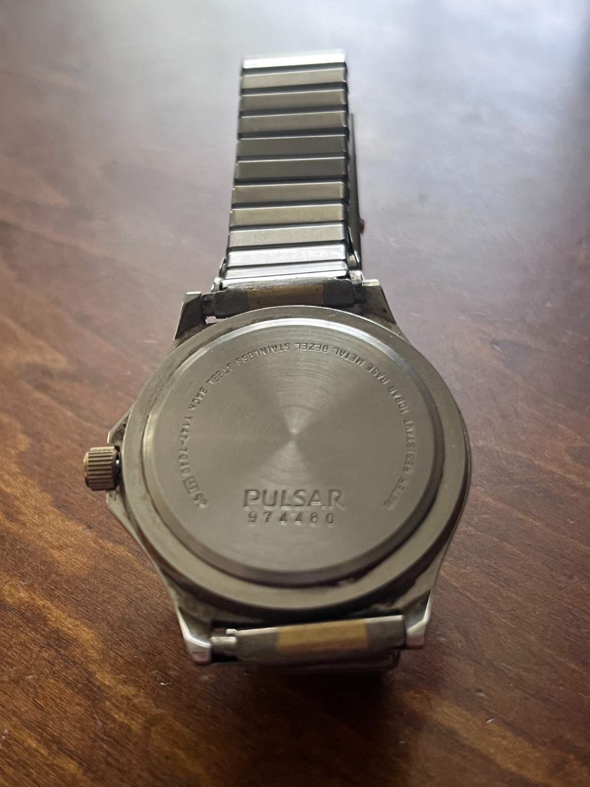 Pulsar Y147-7040 Men’s Quartz Watch Date 100M Water Resistant Stainless Steel