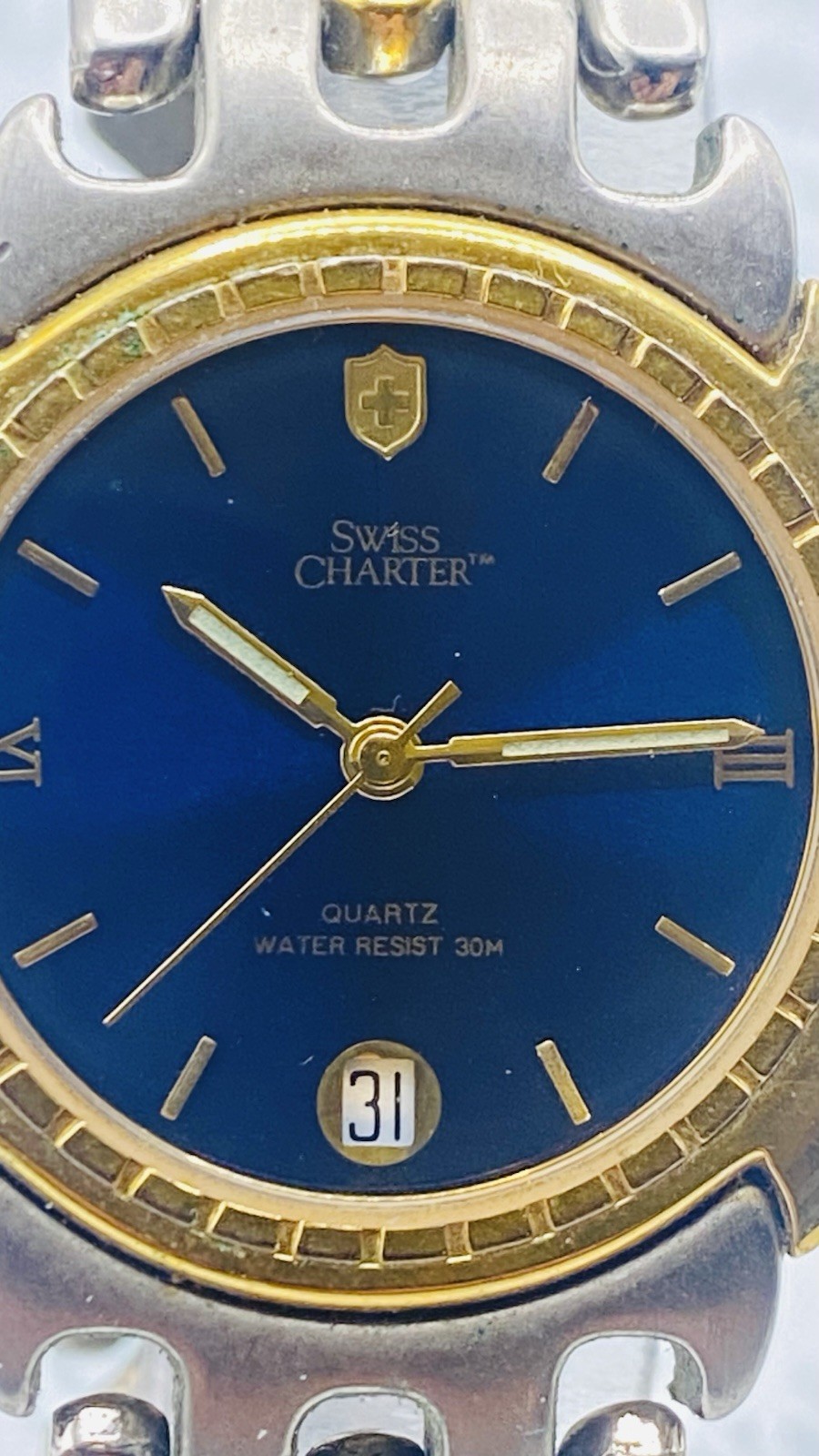 Swiss Charter BLUE DIAL Round Gold Silver Tone Swiss Movement 67-033-09 . Works