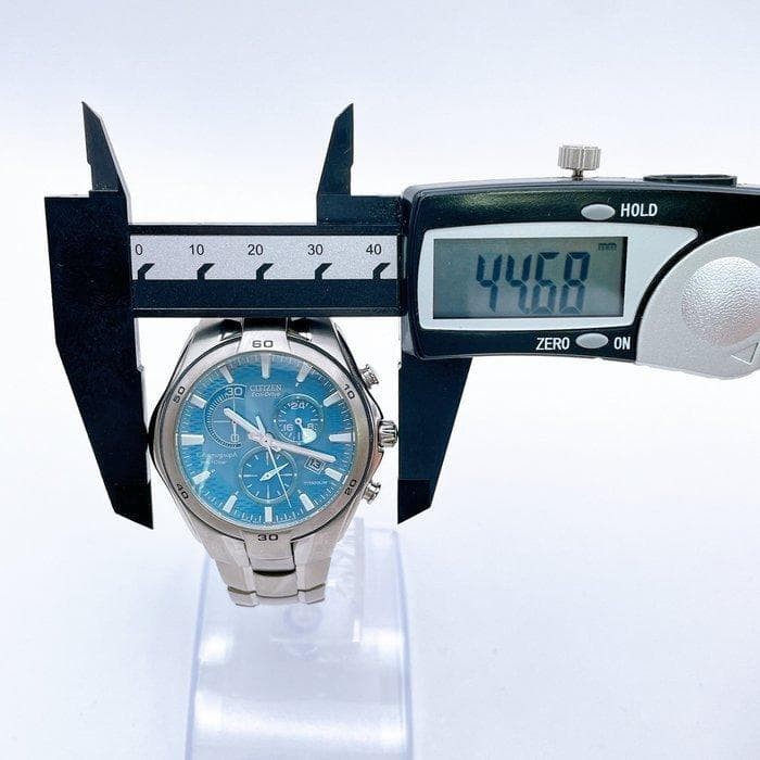 Working condition Citizen wristwatch, blue dial, chronograph, Eco-Drive, titaniu