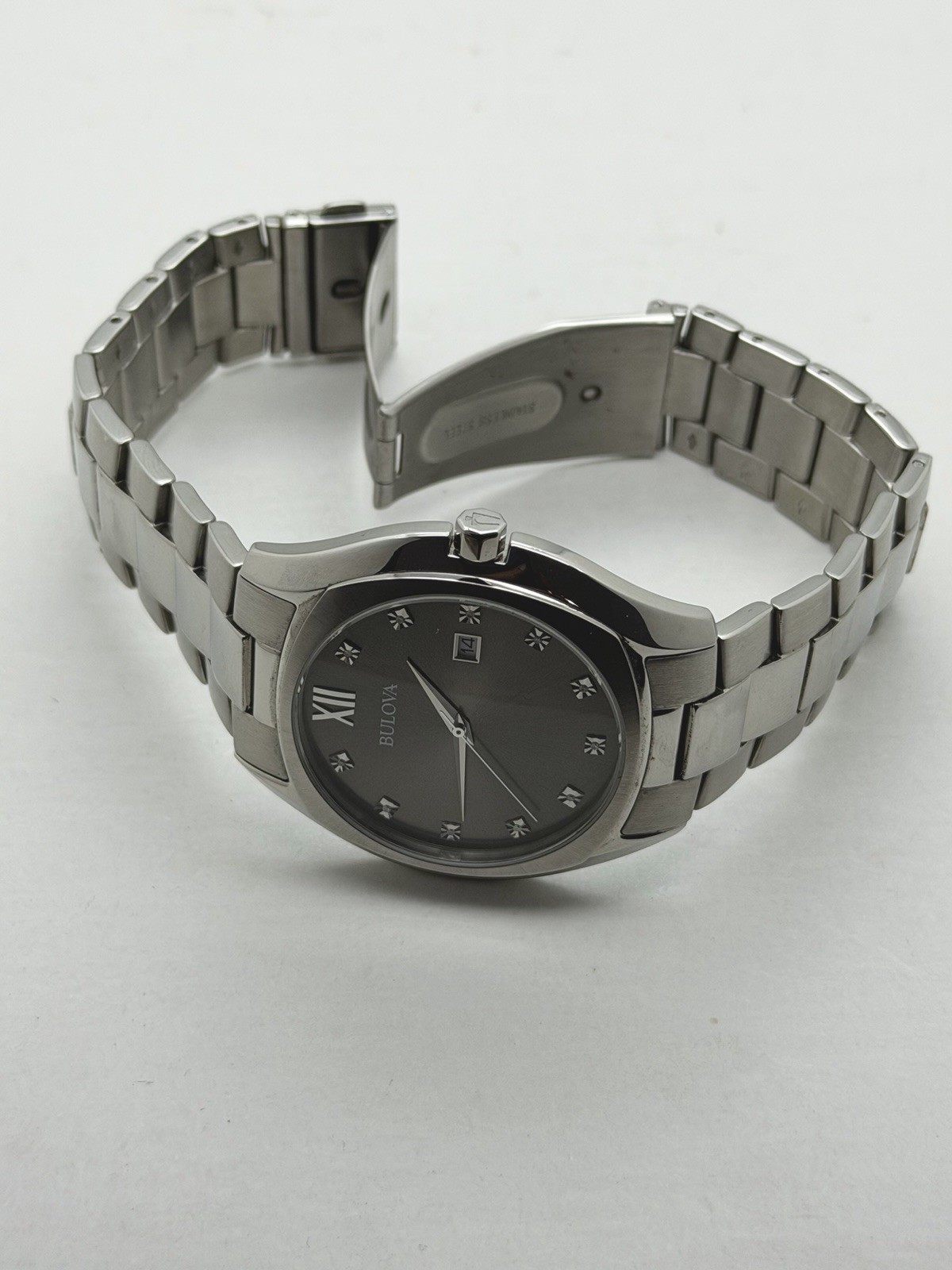 Bulova 96D122 Millennia Grey Dial Diamond Accent Date Indicator Men’s Watch 42mm