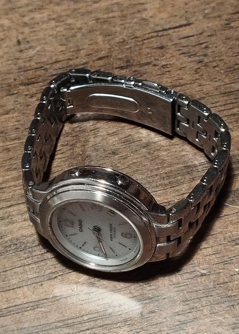 BR4 Casio Wave Ceptor Radio-Controlled Solar Watch with Date Display
