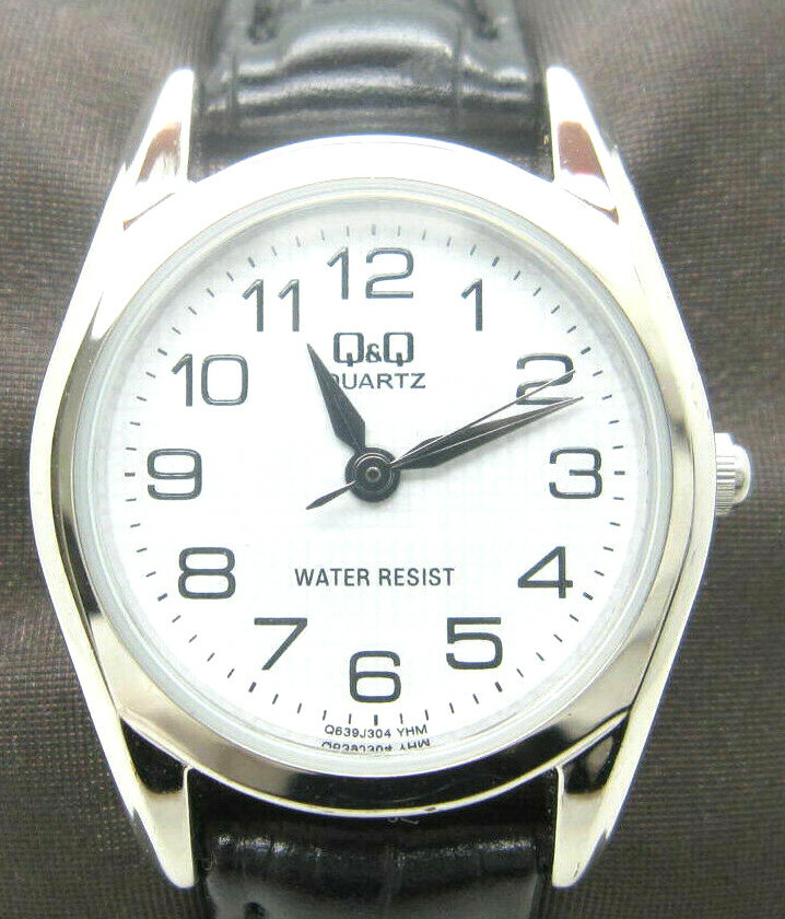 Women’s Q&Q Quartz 3 Bar WR Analog 24mm Dial Watch (C470) G639J304