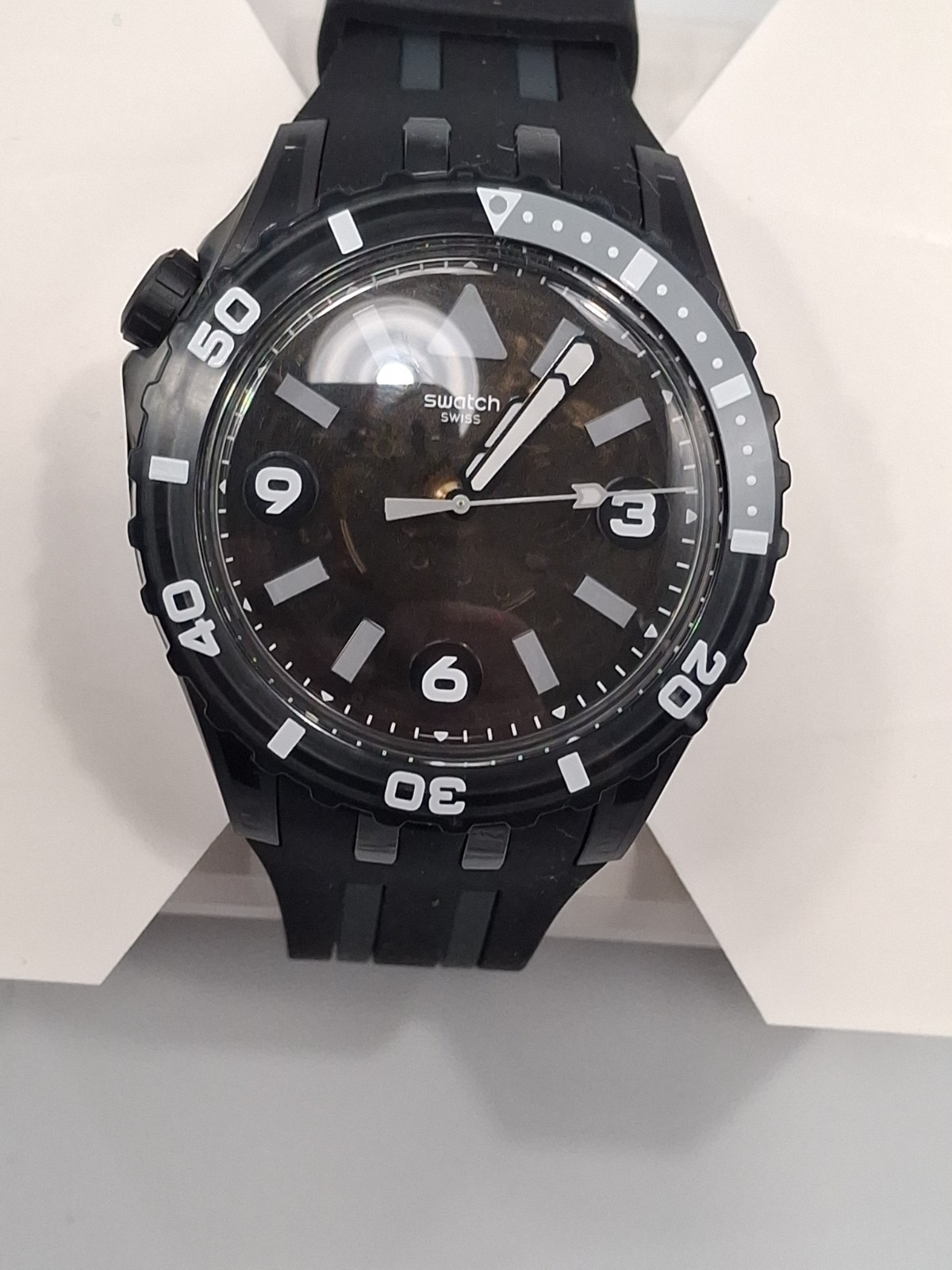 Swatch SCUBAQUA BLACK SEA NETTLE (44mm) Transparent Black Dial / Matte Black Sil
