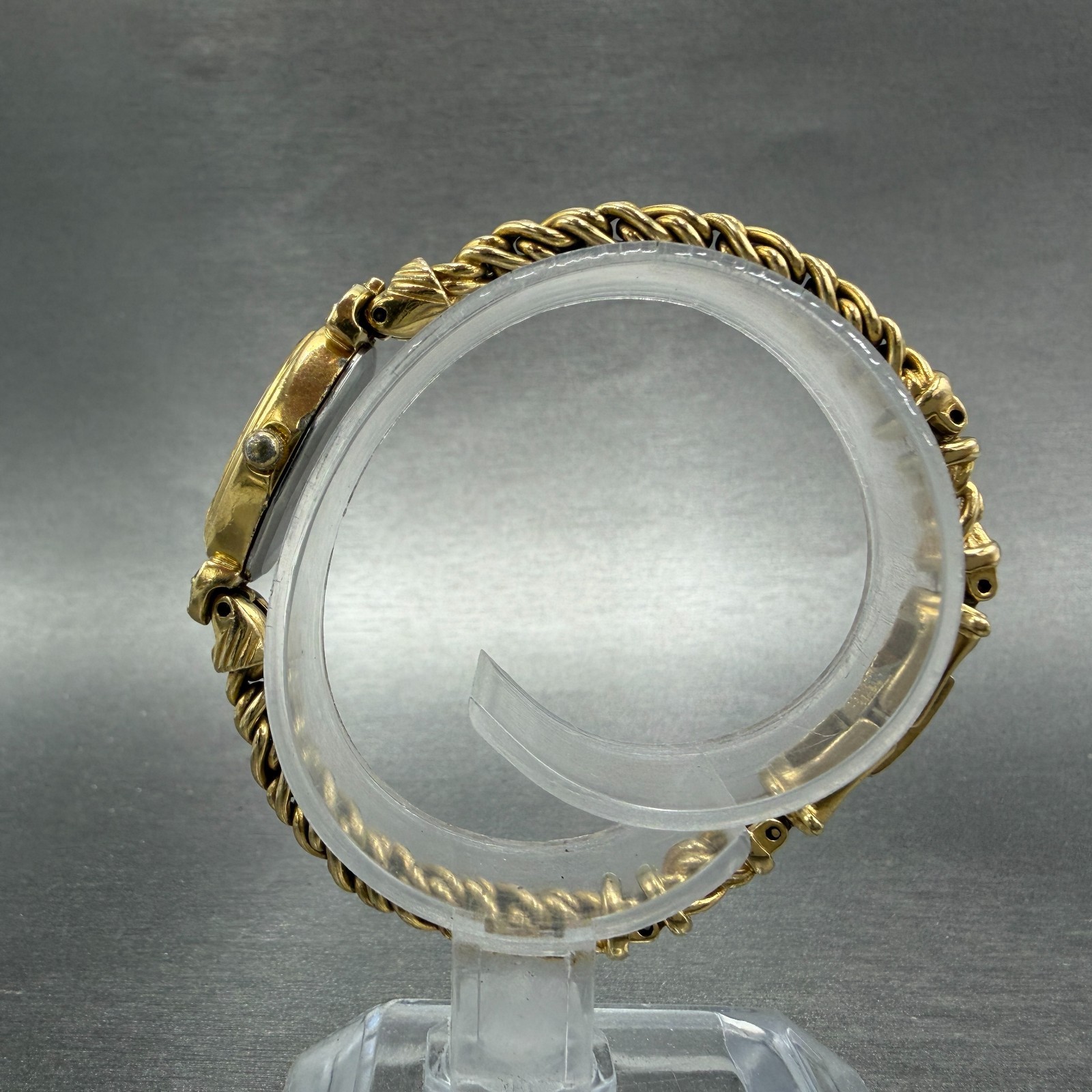 Seiko Watch Women 13mm Champagne Dial Gold Tone Oval 1E20-5760 New Battery Gems