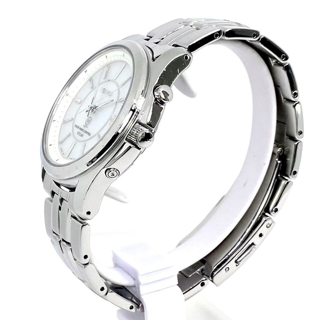 Seiko 7B22 Radio Solar Mens Watch Silver Dial Date Sapphire 10ATM Japan