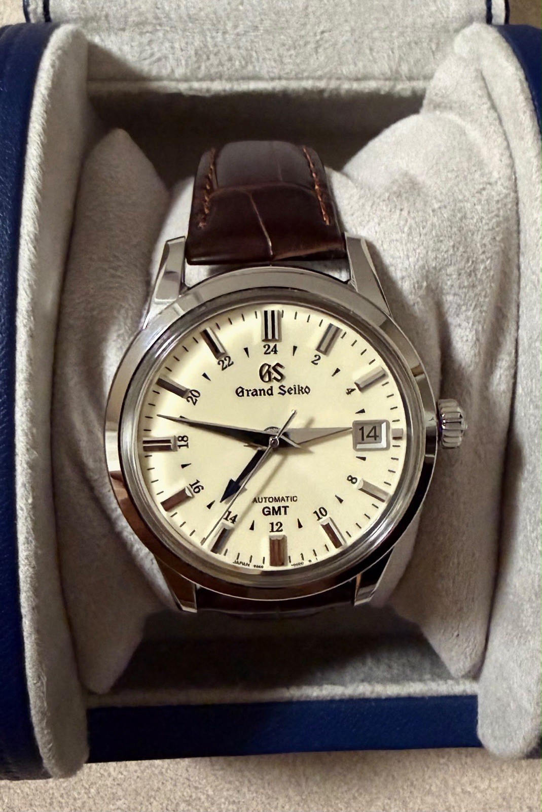 Grand Seiko SBGM221 GMT Ivory Dial Full Set Box/Papers Active Warranty 2026