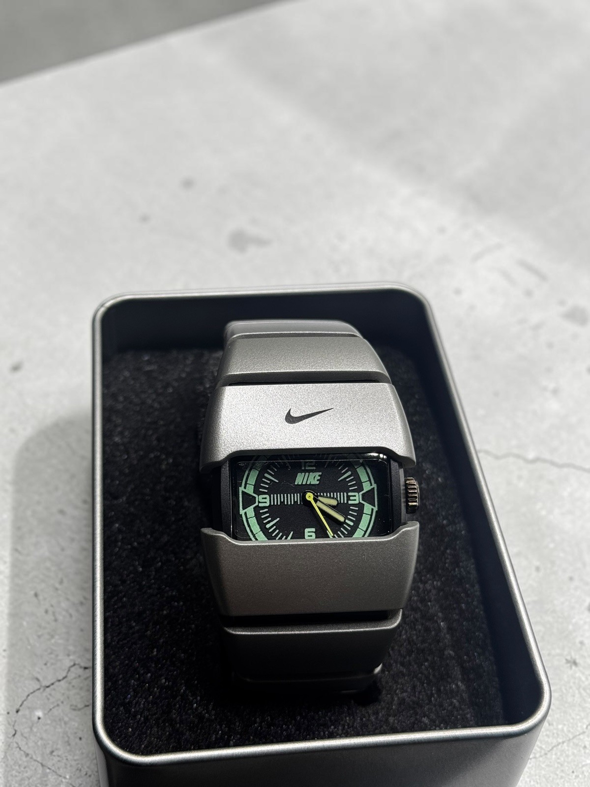 Vintage Nike D-Line Metallic Gray Watch Y2K Avantgarde Retro Black Silver Rare