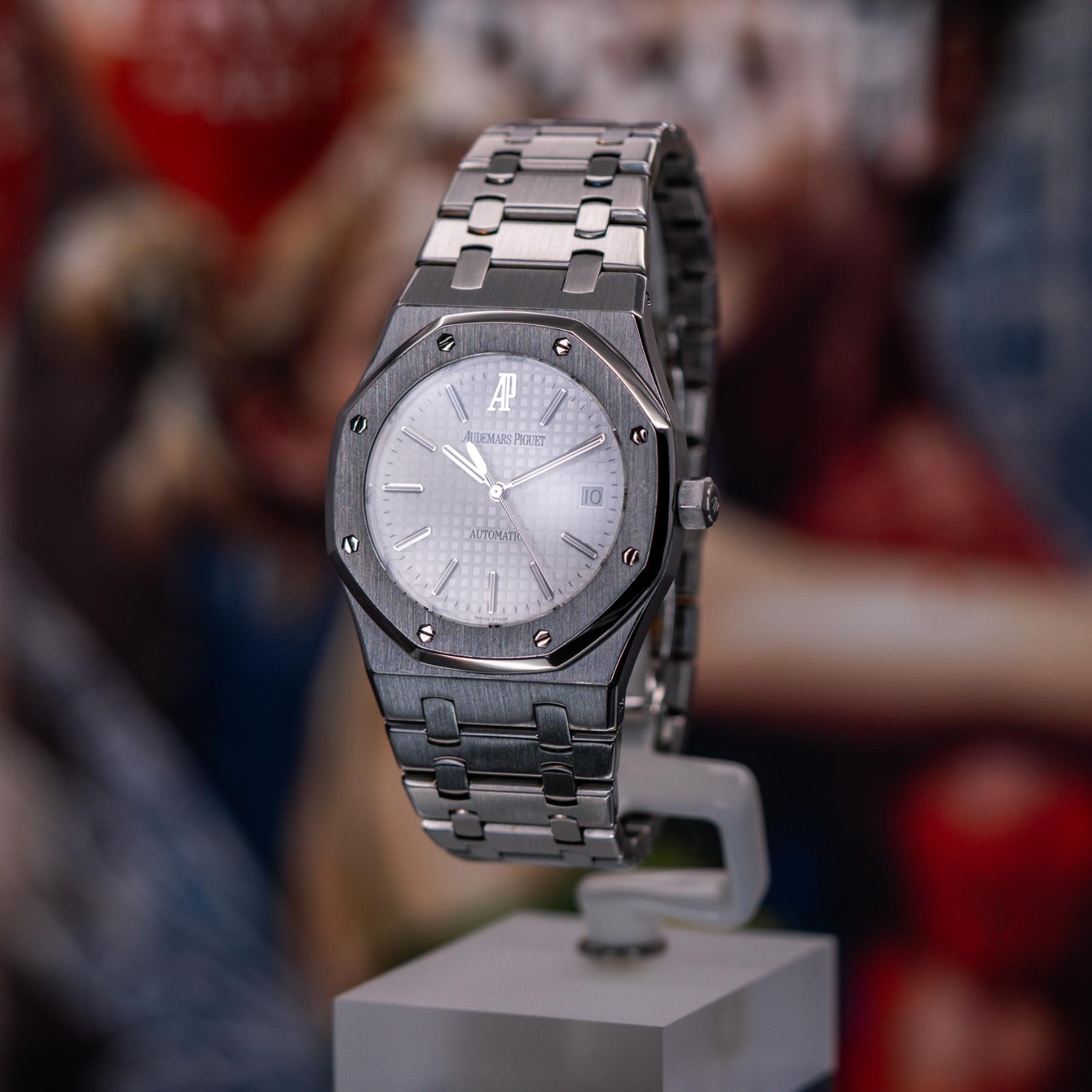 Audemars Piguet Royal Oak 39mm Grande Tapisserie White Dial 15300ST.OO.1220ST.01
