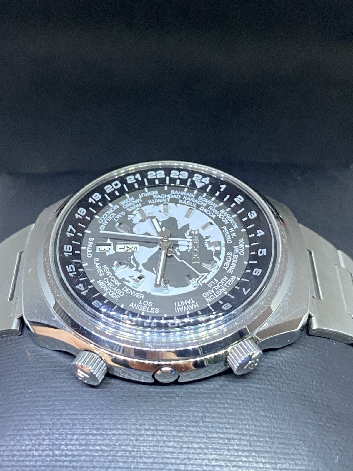 RICOH WORLD TIME AUTOMATIC DAY&DATE MEN’S WATCH 21 JEWELS