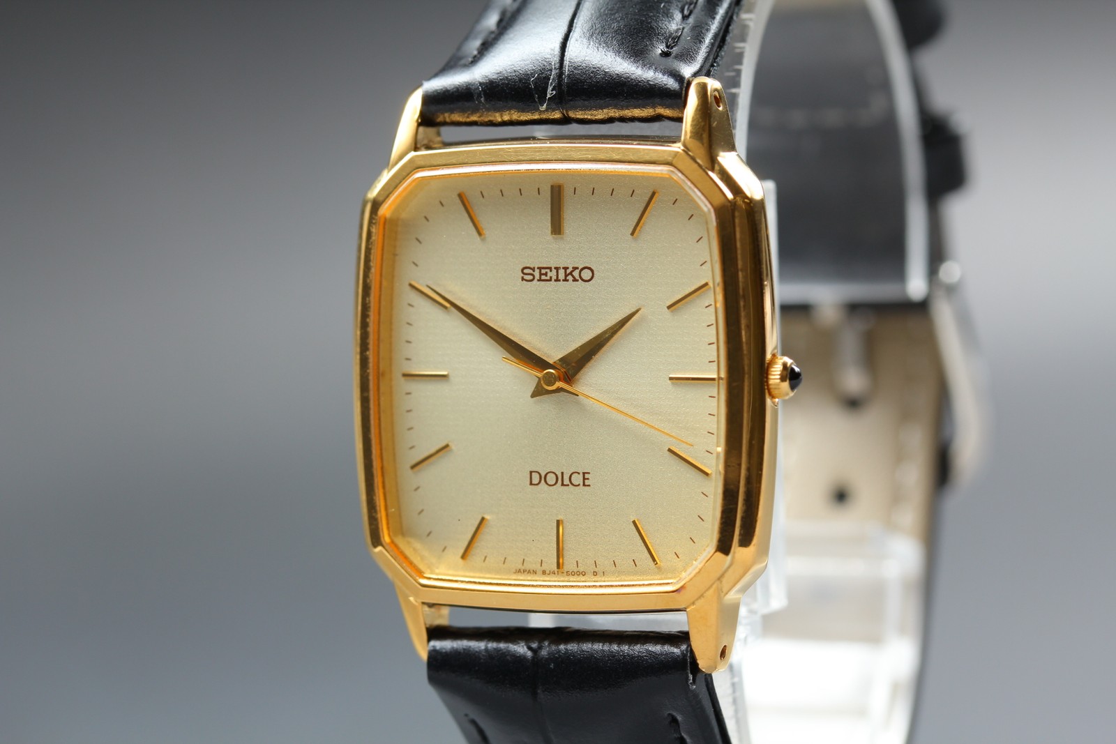 SEIKO Dolce 8J41-5000 27mm Gold Dial Quartz Men’s Watch from JAPAN [Near MINT]