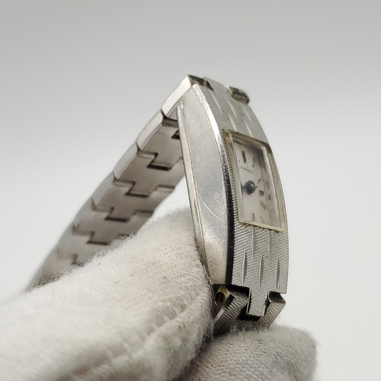 Vintage La Marque Mechanical Small Rectangle Dial Womens Watch 11mm Running 6.75